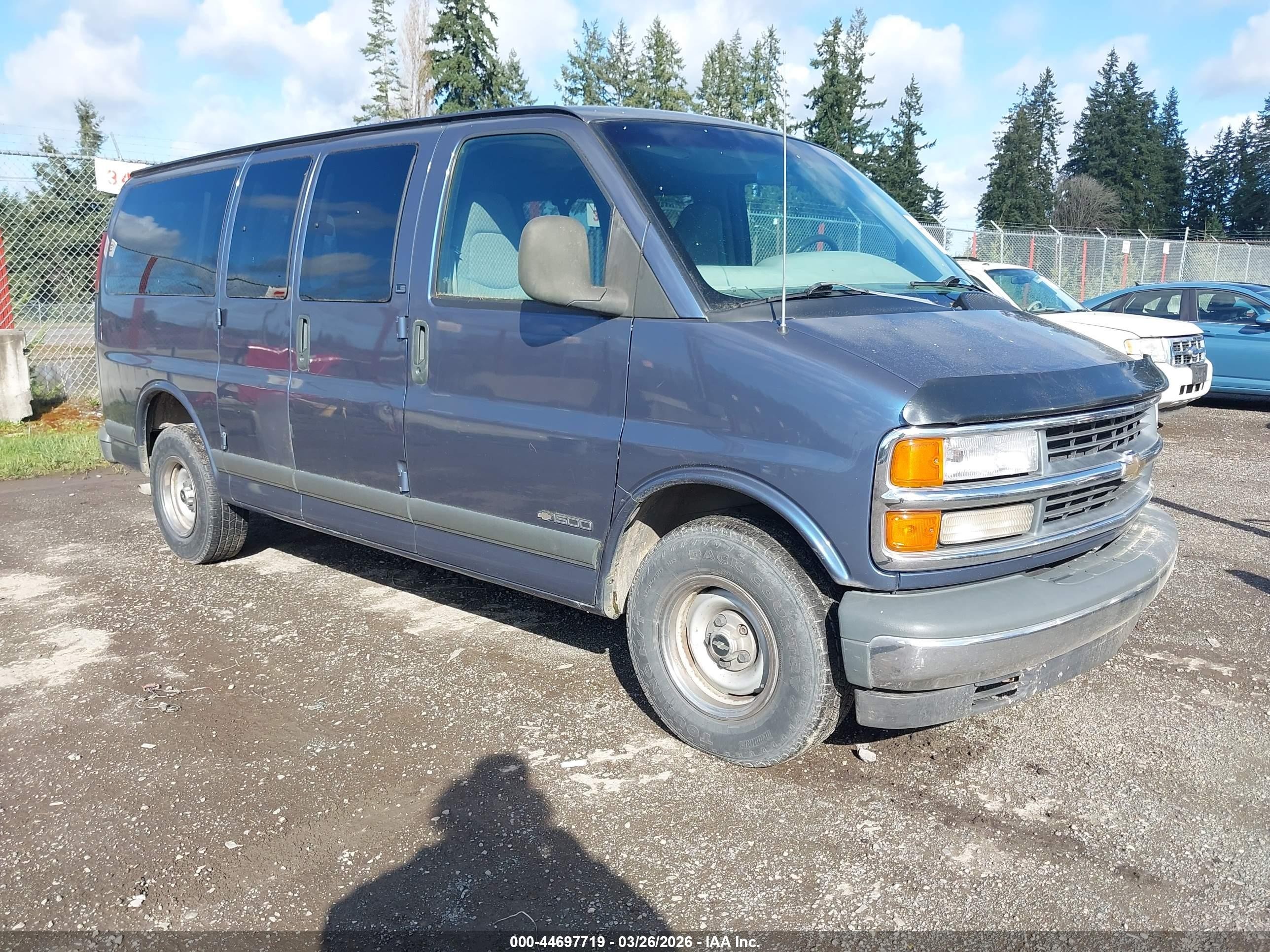1997 Chevrolet Express   Blue vin: 1GNFG15RXV1043207