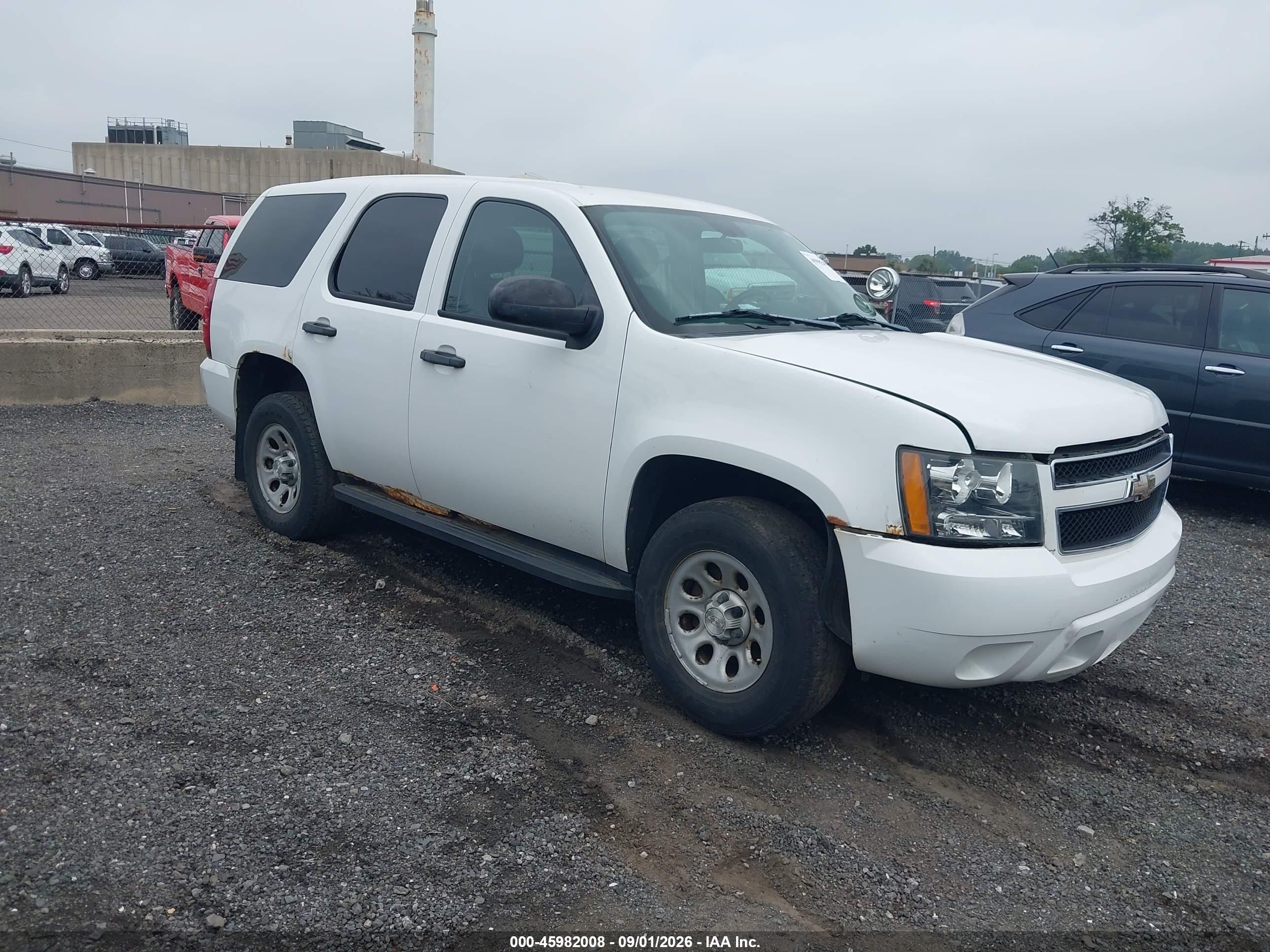 2009 Chevrolet Tahoe Special Services White vin: 1GNFK03059R142571