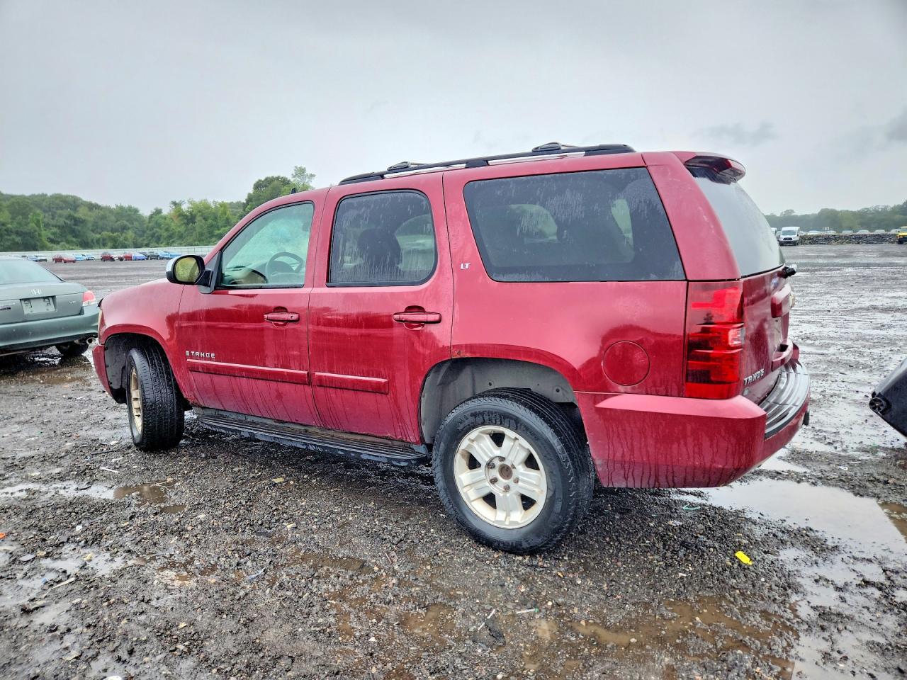 2007 Chevrolet Tahoe K1500 Red vin: 1GNFK13007J105381