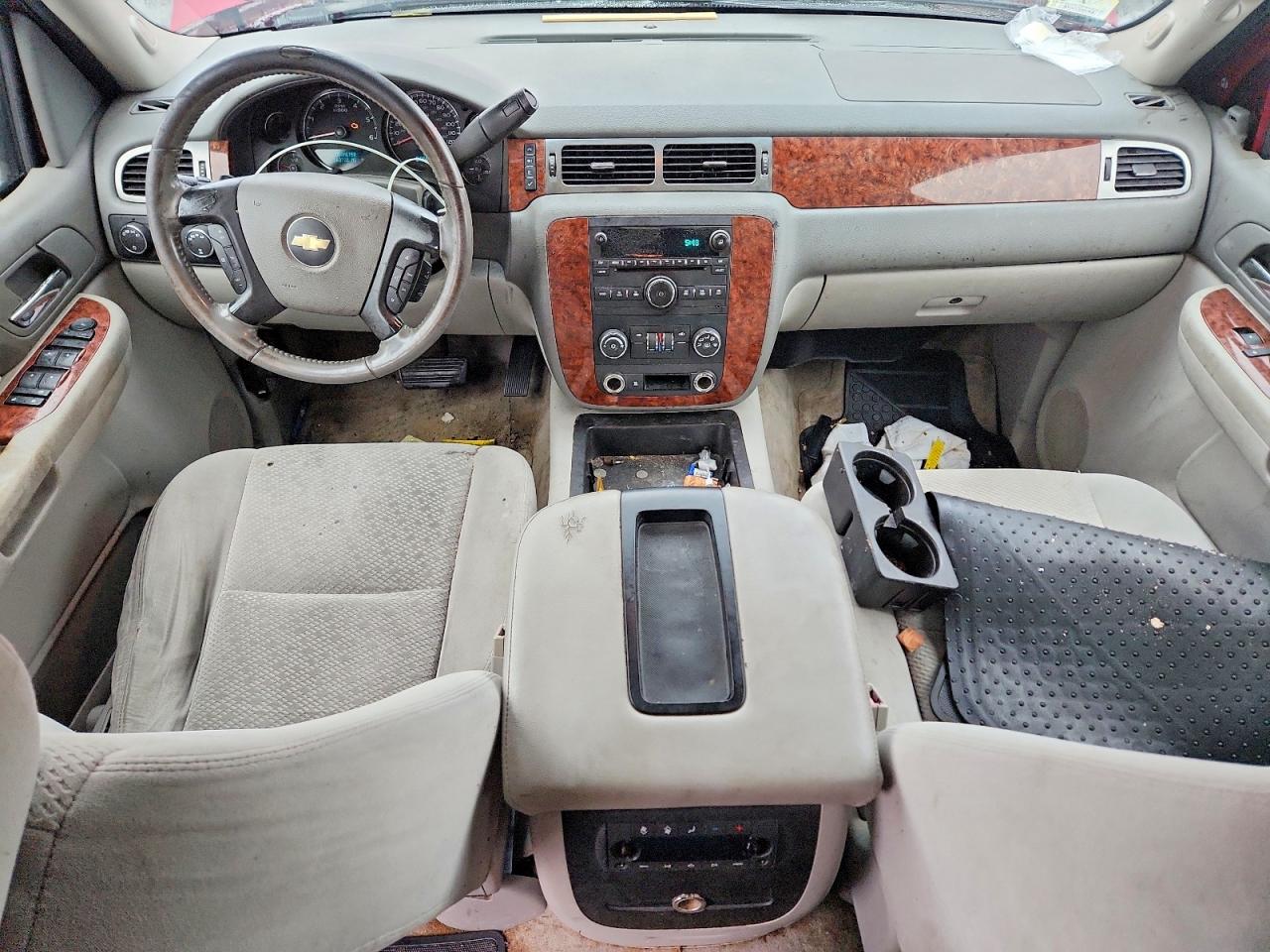 2007 Chevrolet Tahoe K1500 Red vin: 1GNFK13007J105381