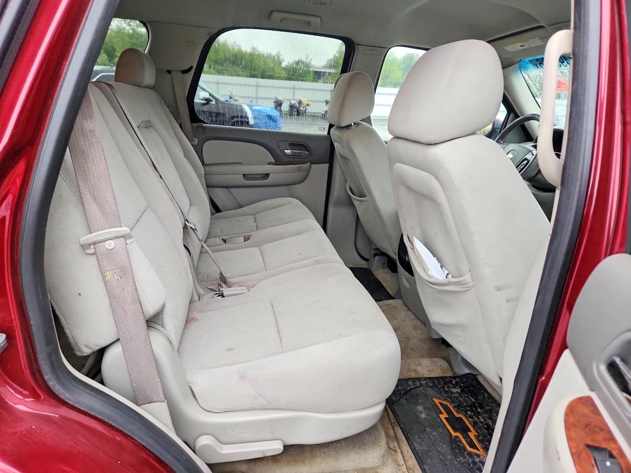 2007 Chevrolet Tahoe K1500 Red vin: 1GNFK13007J105381