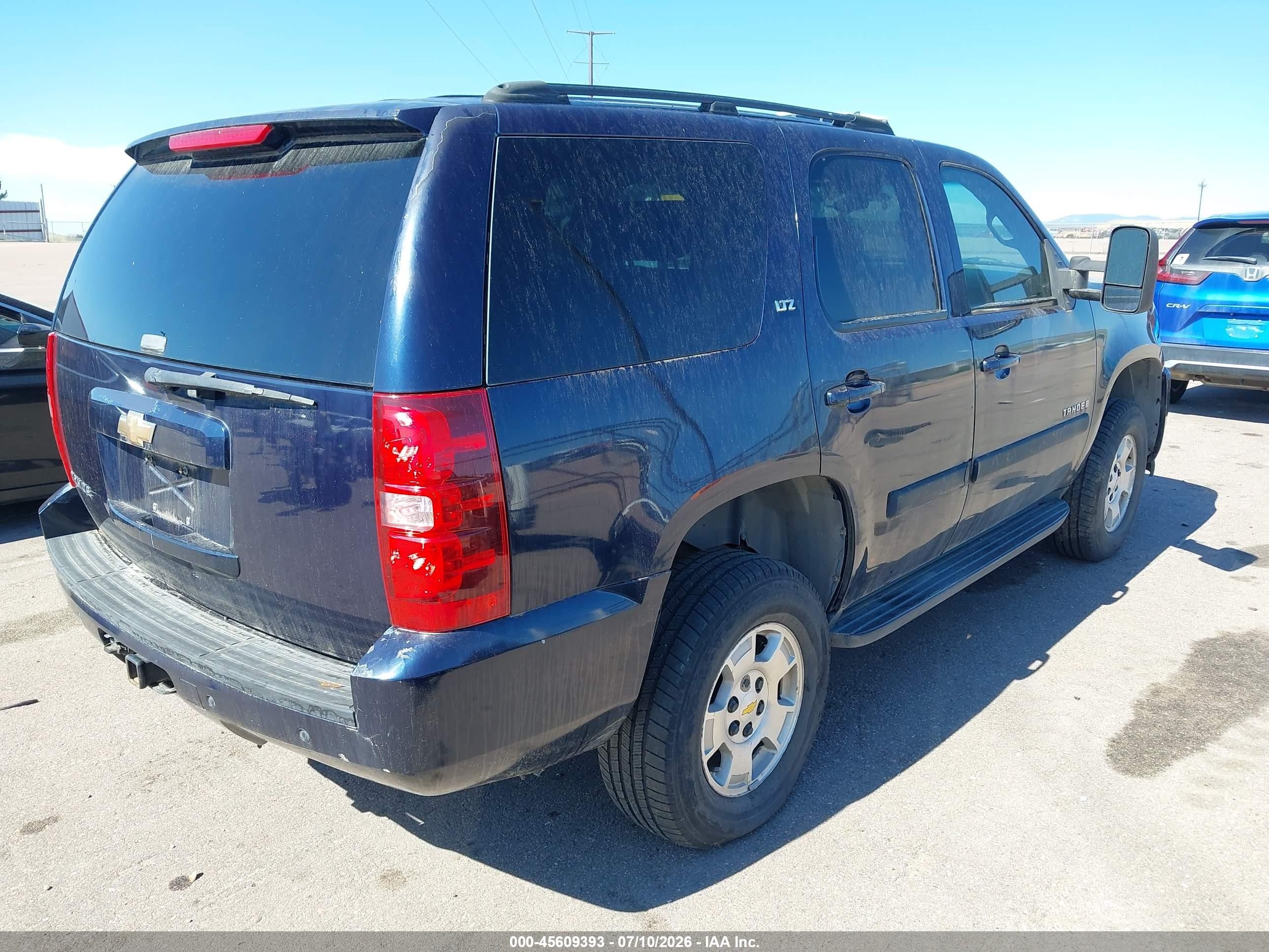 2007 Chevrolet Tahoe Ltz Dark Blue vin: 1GNFK13007R157255