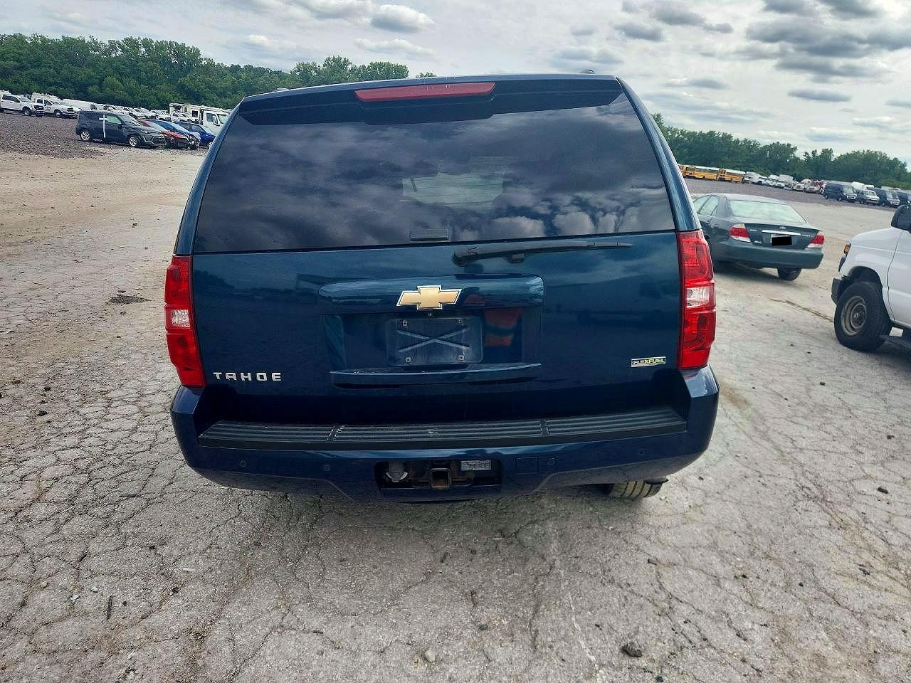 2007 Chevrolet Tahoe Синий vin: 1GNFK13007R404161