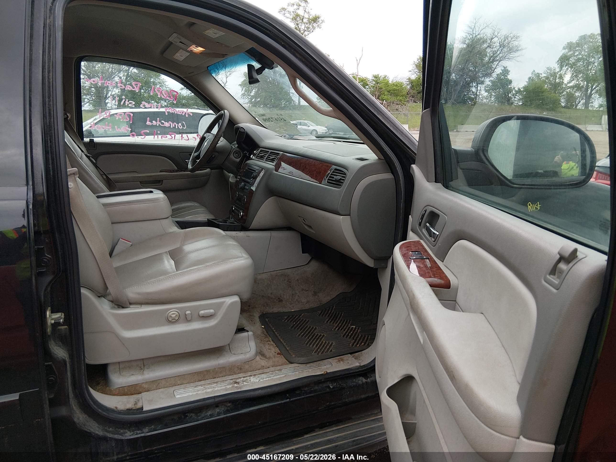 2007 Chevrolet Tahoe Lt Black vin: 1GNFK13007R409778