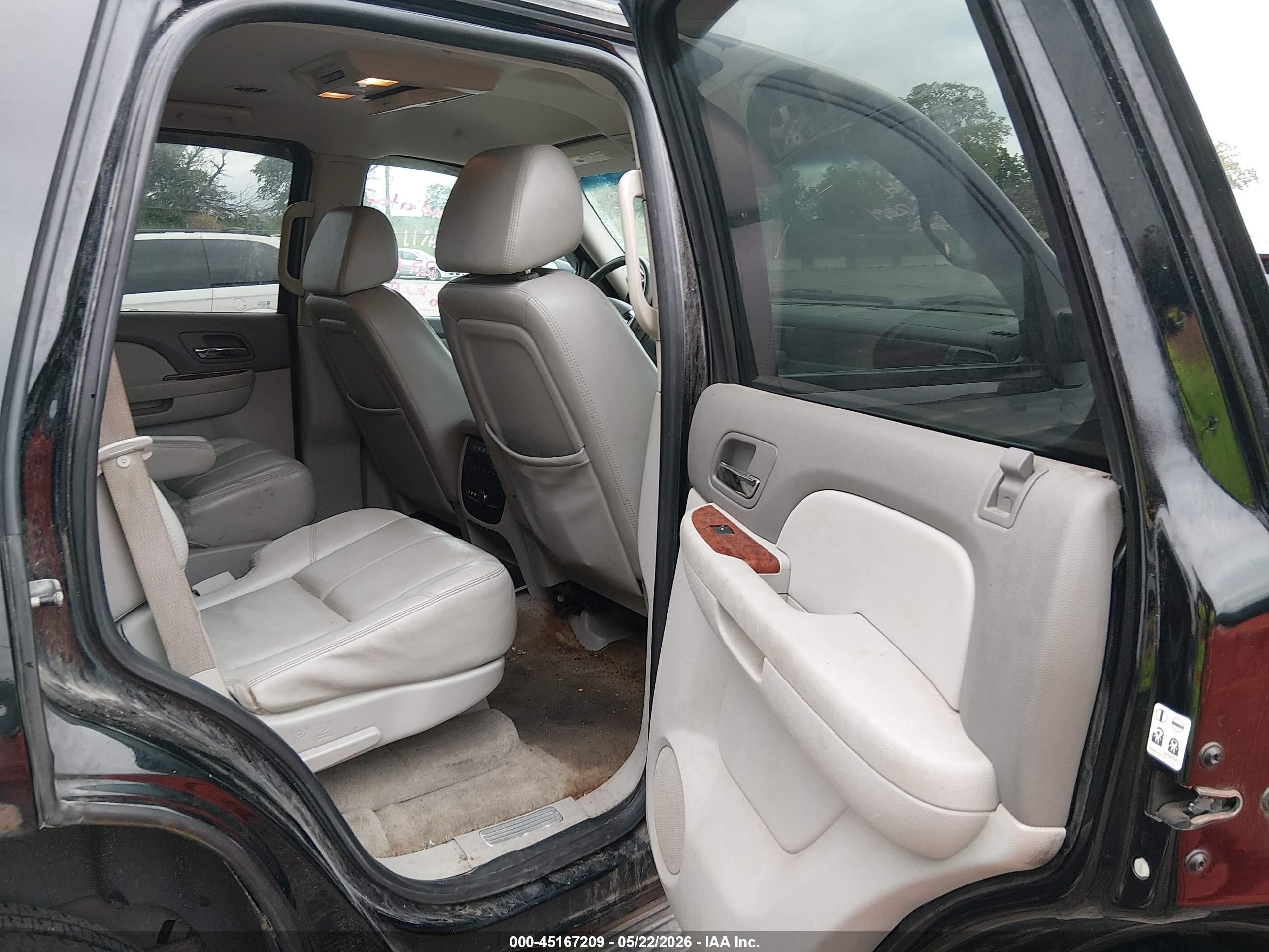 2007 Chevrolet Tahoe Lt Black vin: 1GNFK13007R409778