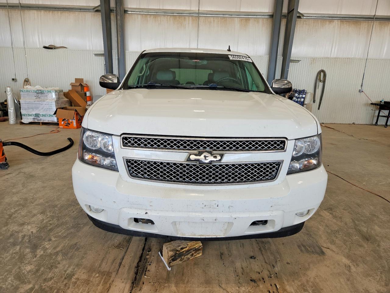 2008 Chevrolet Tahoe K1500 White vin: 1GNFK13008R274495