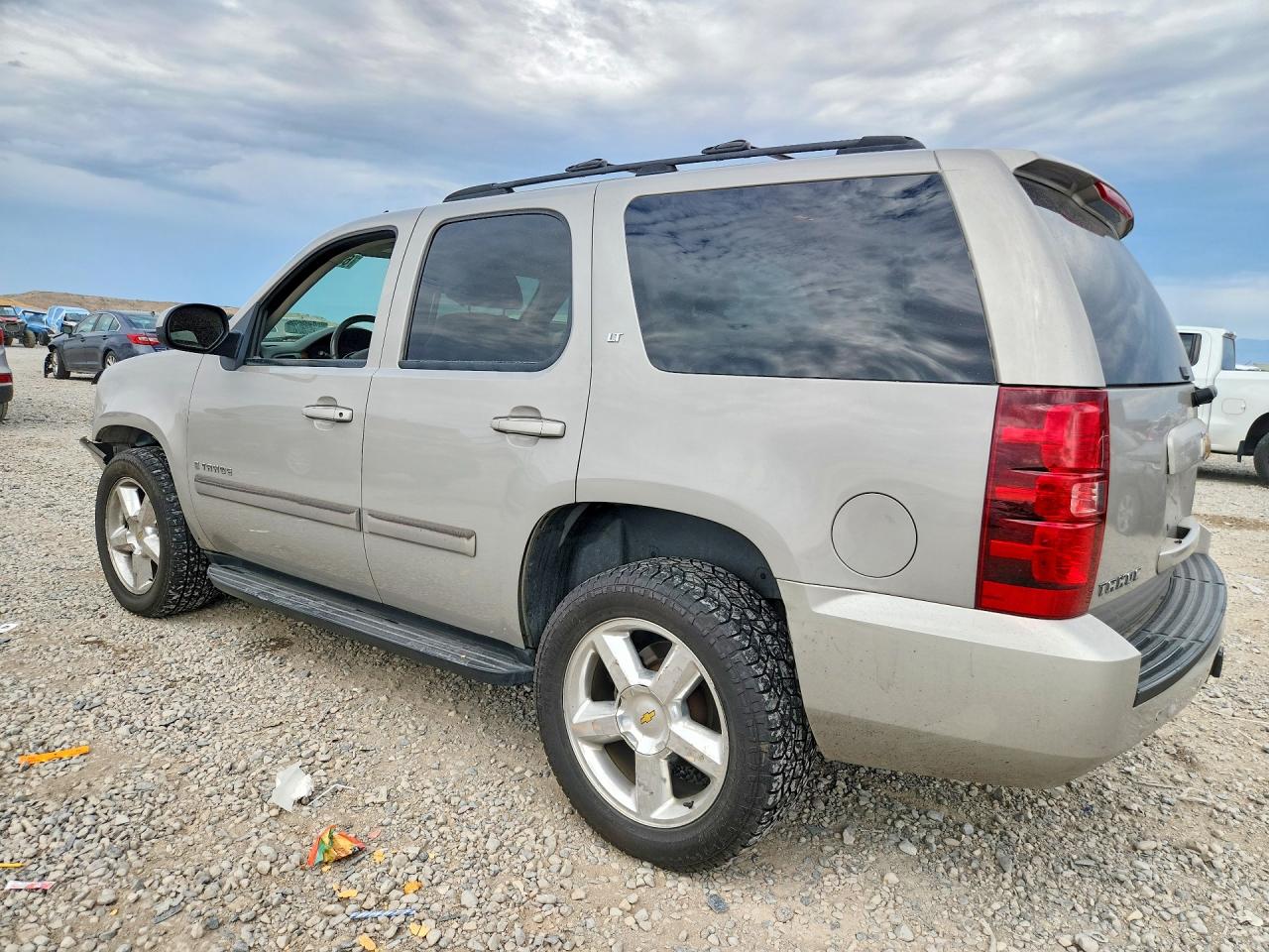 2007 Chevrolet Tahoe K1500 Желто-коричневый vin: 1GNFK13017J115689
