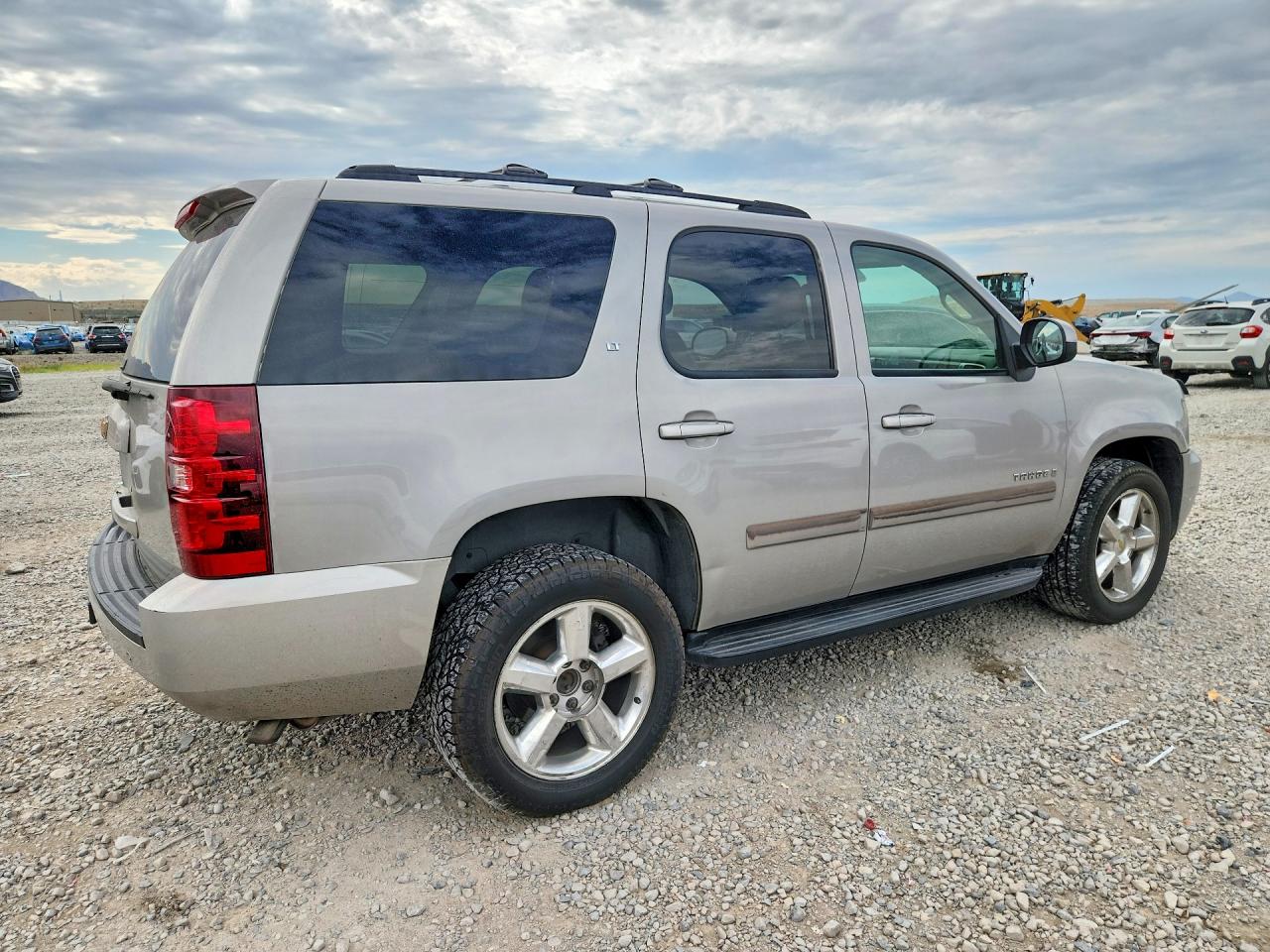 2007 Chevrolet Tahoe K1500 Желто-коричневый vin: 1GNFK13017J115689