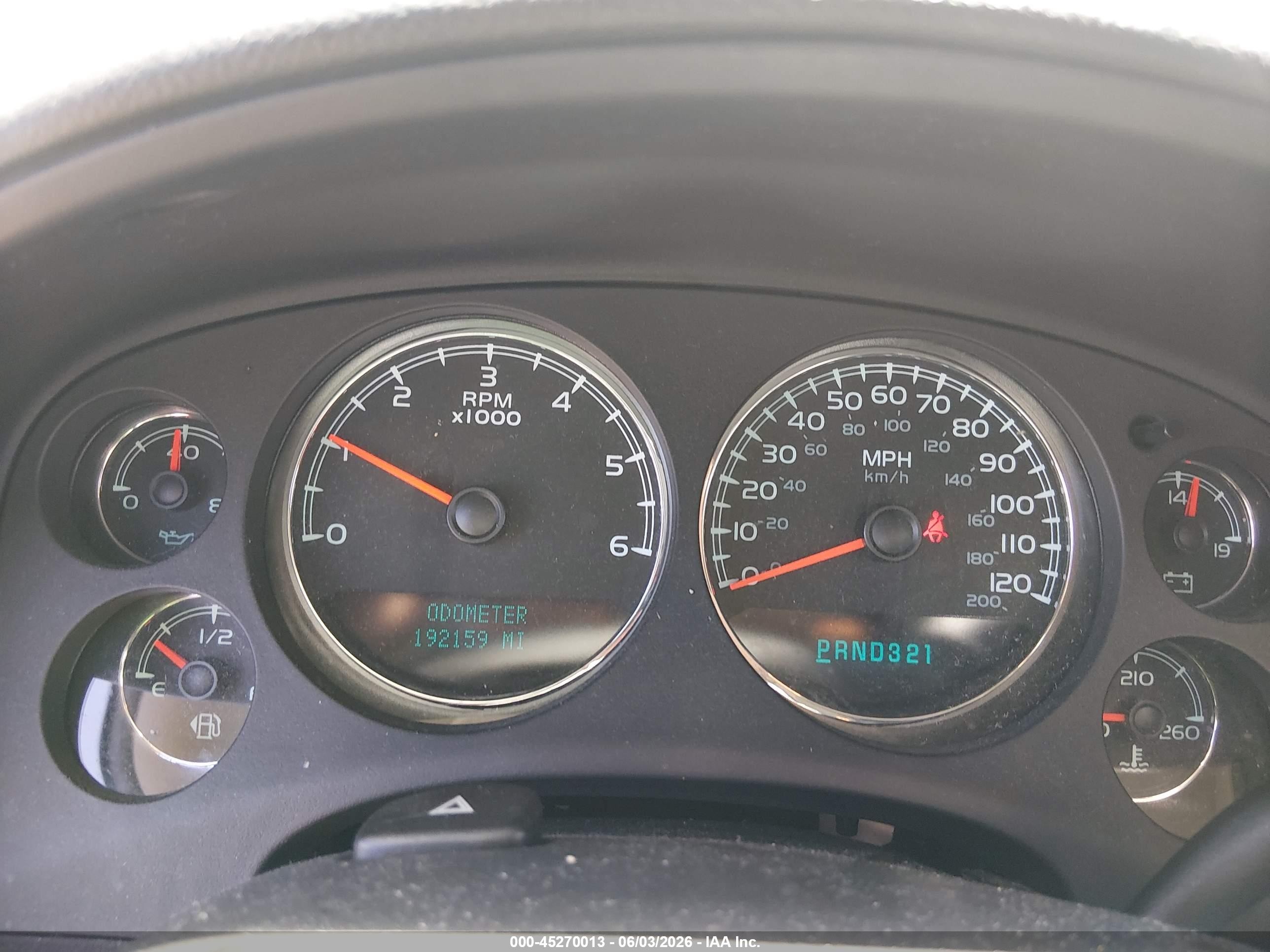 2008 Chevrolet Tahoe Lt Gray vin: 1GNFK13018J142540