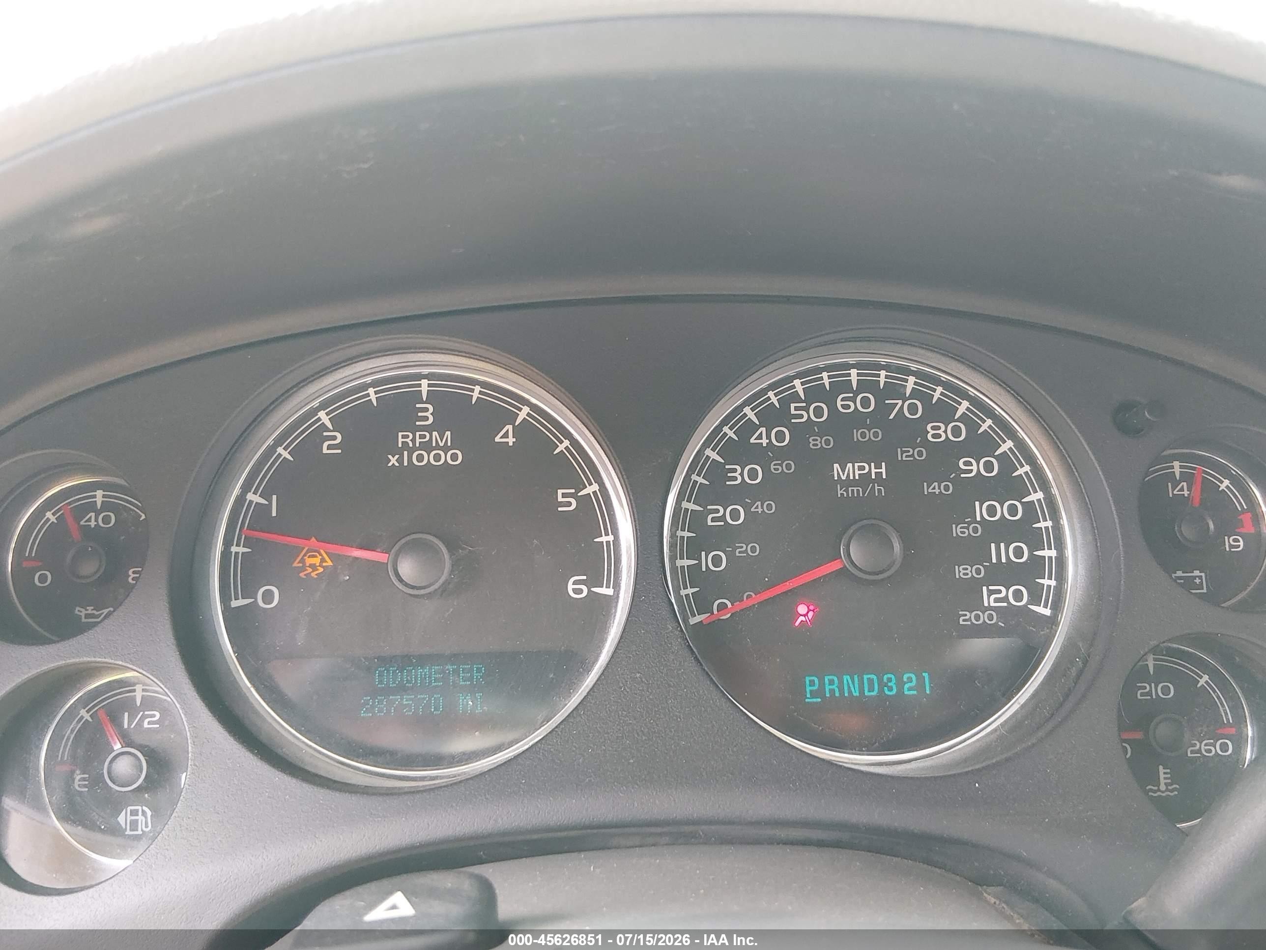 2007 Chevrolet Tahoe Ltz Silver vin: 1GNFK13027J386938
