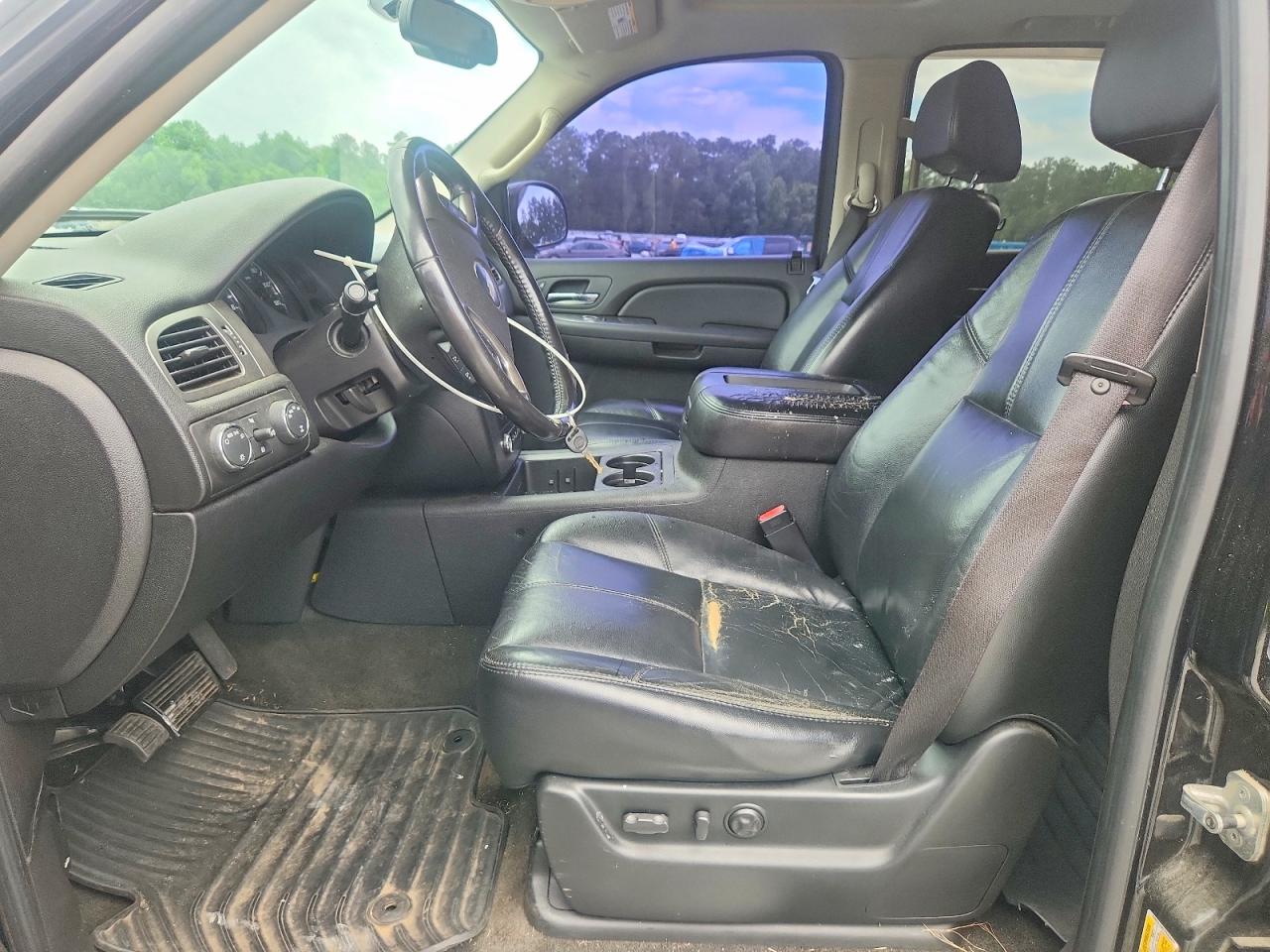 2007 Chevrolet Tahoe K1500 Черный vin: 1GNFK13027R384477
