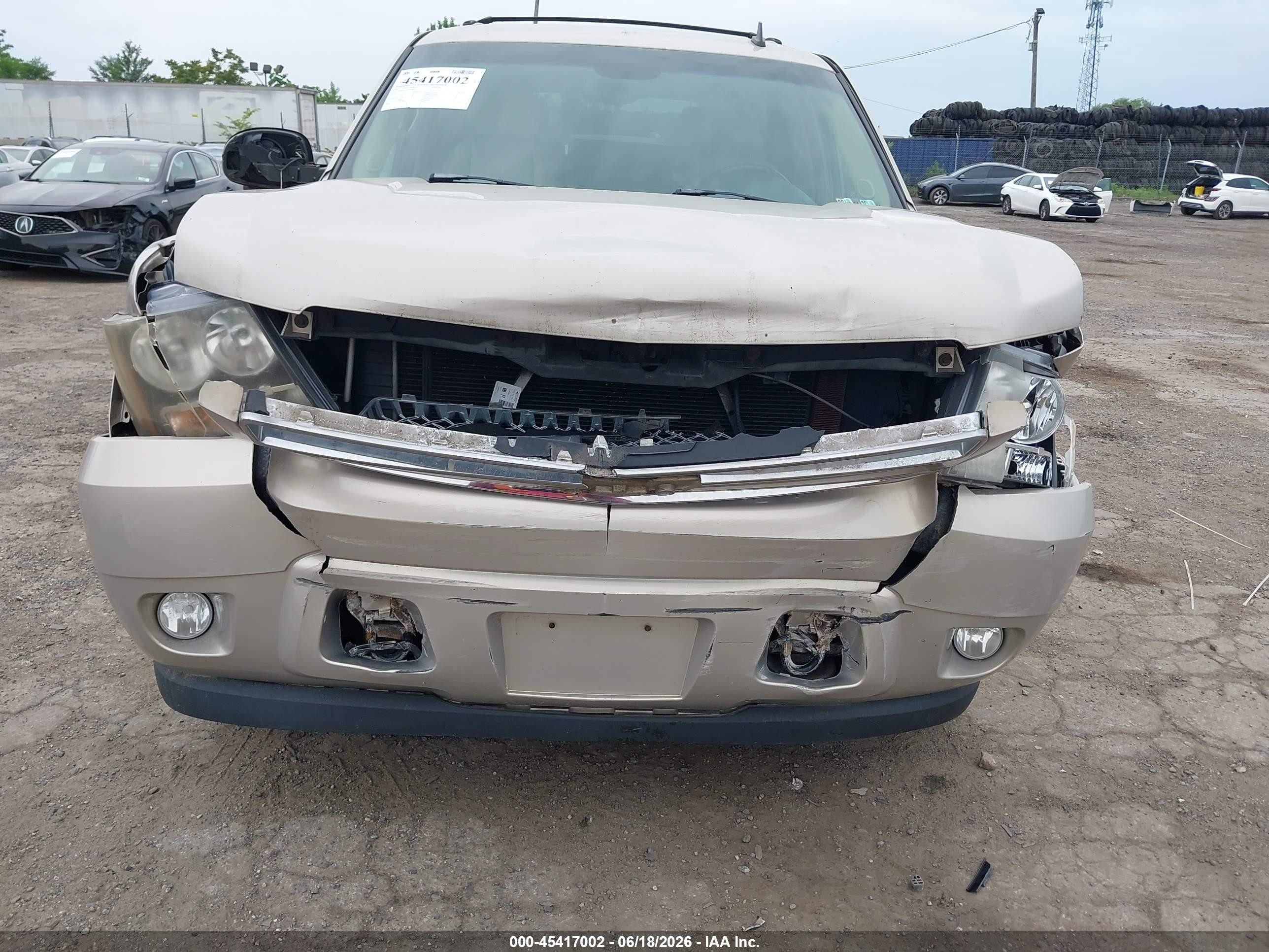 2007 Chevrolet Tahoe Ltz Tan vin: 1GNFK13037J280482