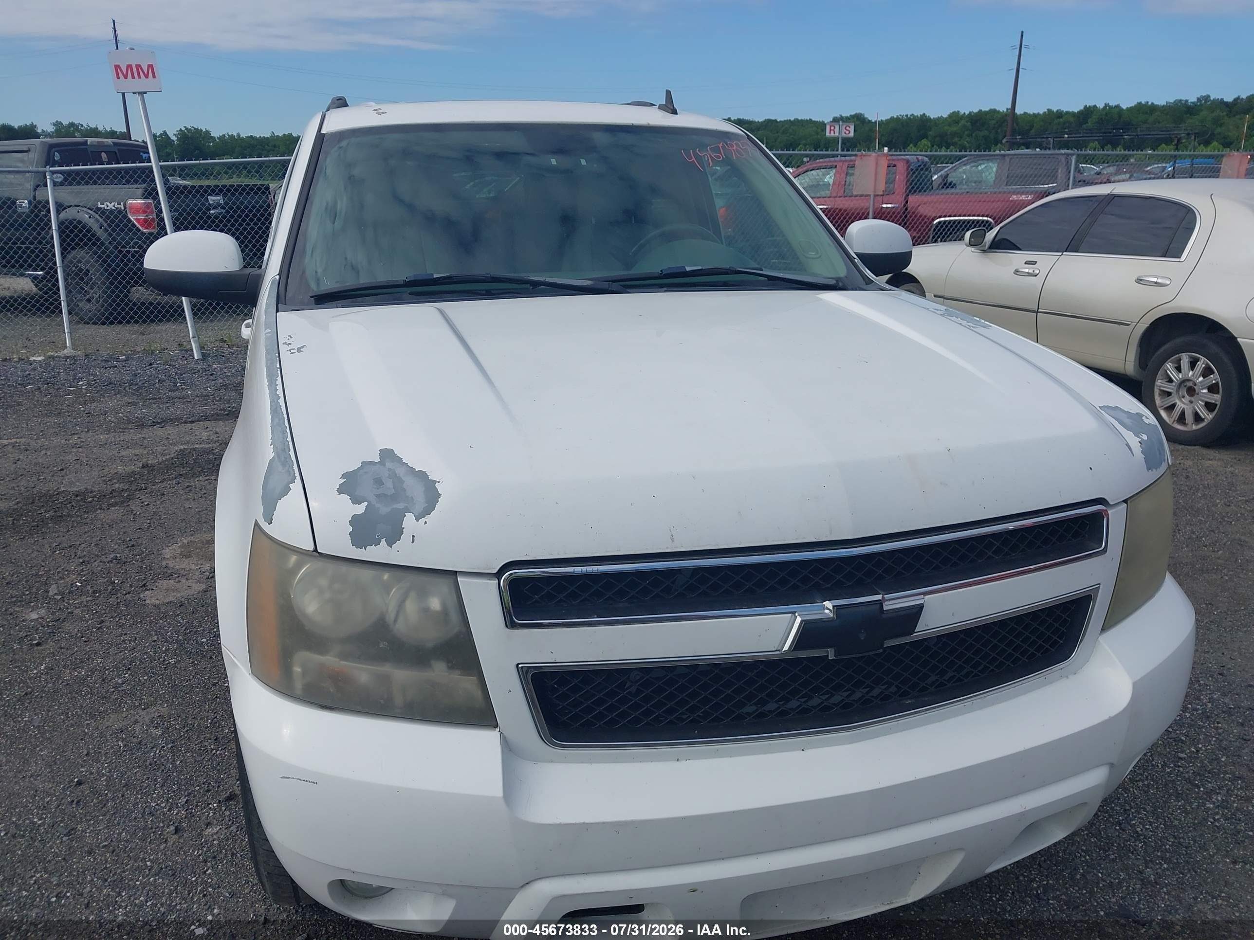2007 Chevrolet Tahoe Lt White vin: 1GNFK13037J313237