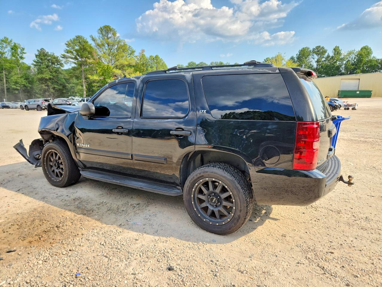 2007 Chevrolet Tahoe K1500 Black vin: 1GNFK13037J396152