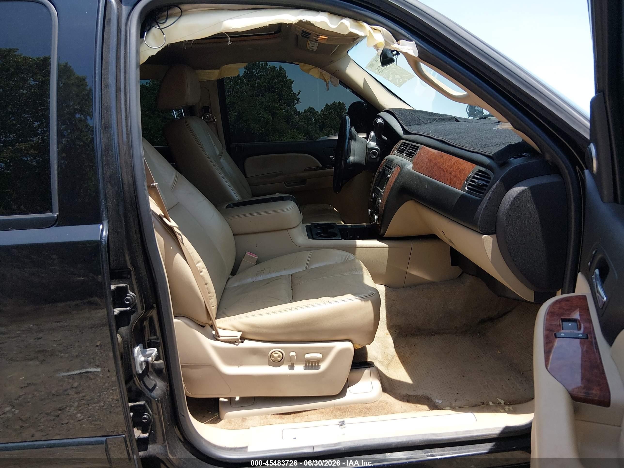 2007 Chevrolet Tahoe Lt Black vin: 1GNFK13037R273971