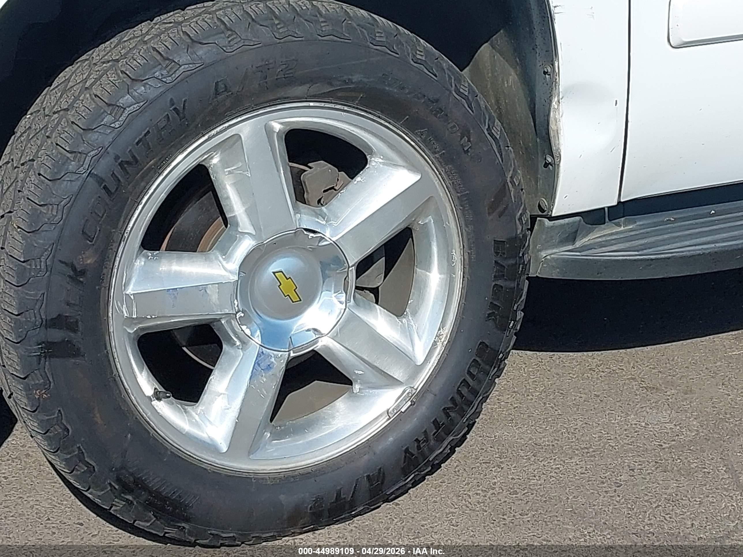 2007 Chevrolet Tahoe Lt White vin: 1GNFK13037R284307