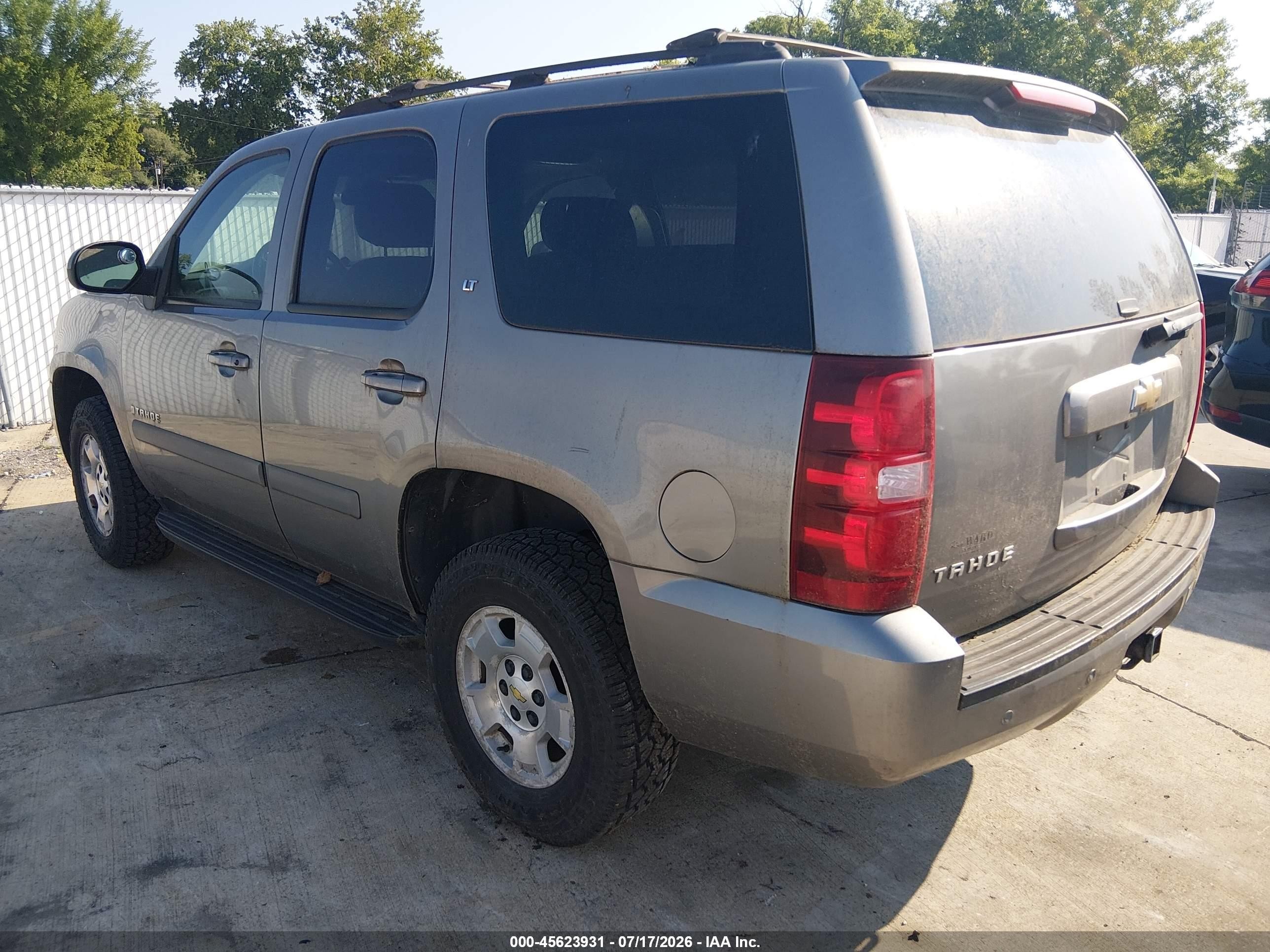 2007 Chevrolet Tahoe Lt Beige vin: 1GNFK13037R329326