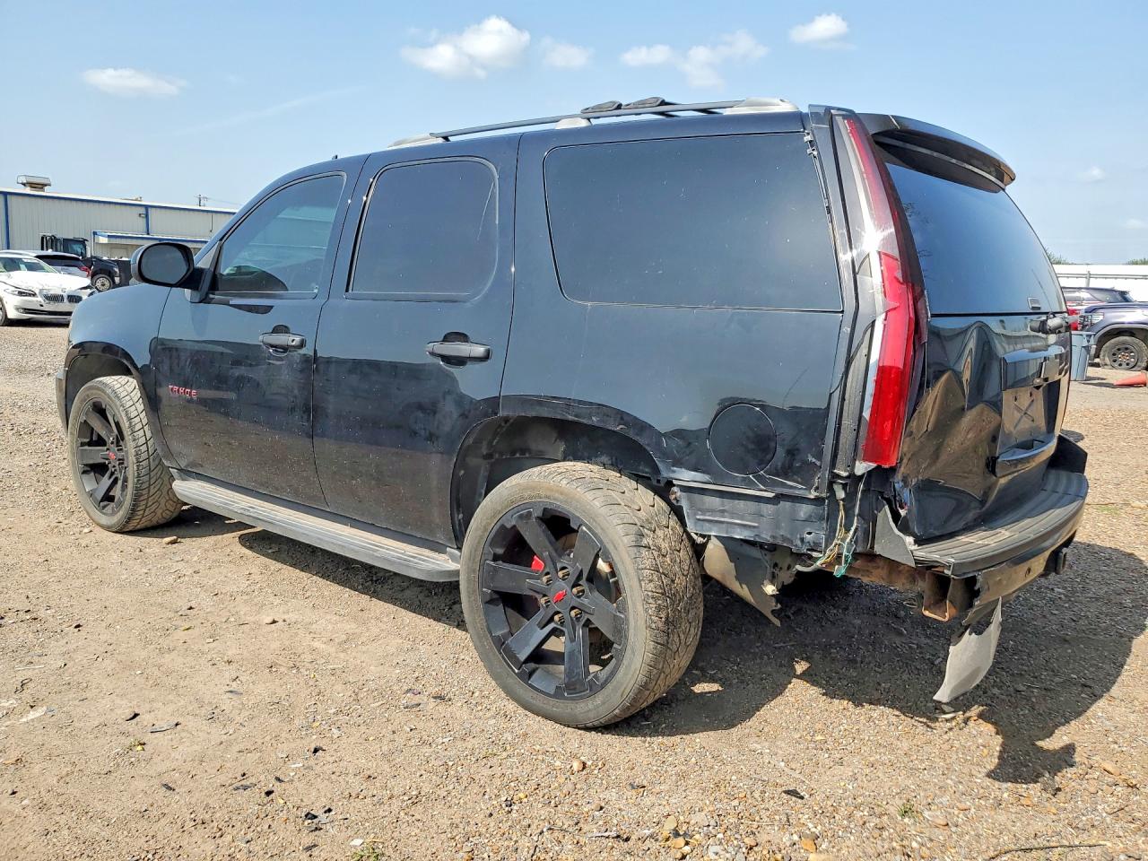 2007 Chevrolet Tahoe K1500 Black vin: 1GNFK13037R353786