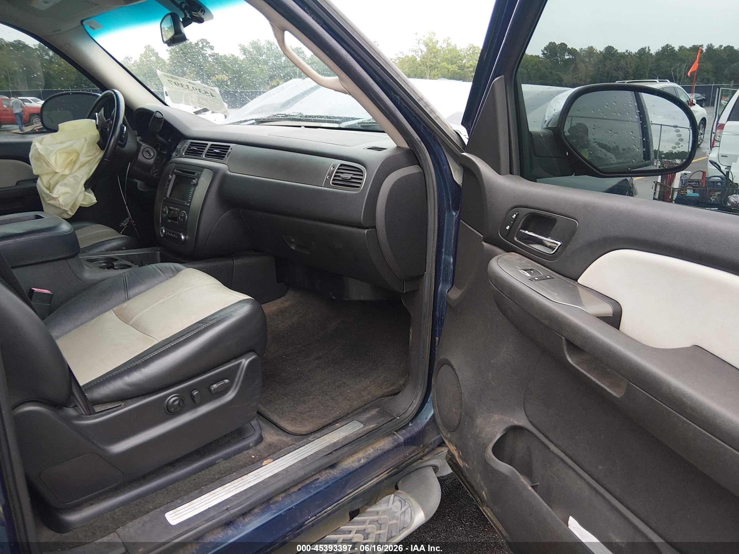 2007 Chevrolet Tahoe Lt Blue vin: 1GNFK13037R406115