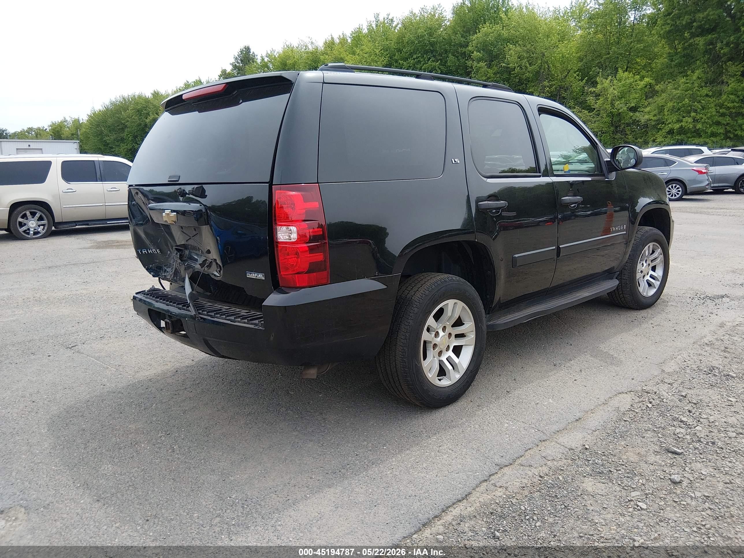 2007 Chevrolet Tahoe Ls Black vin: 1GNFK13047J289174