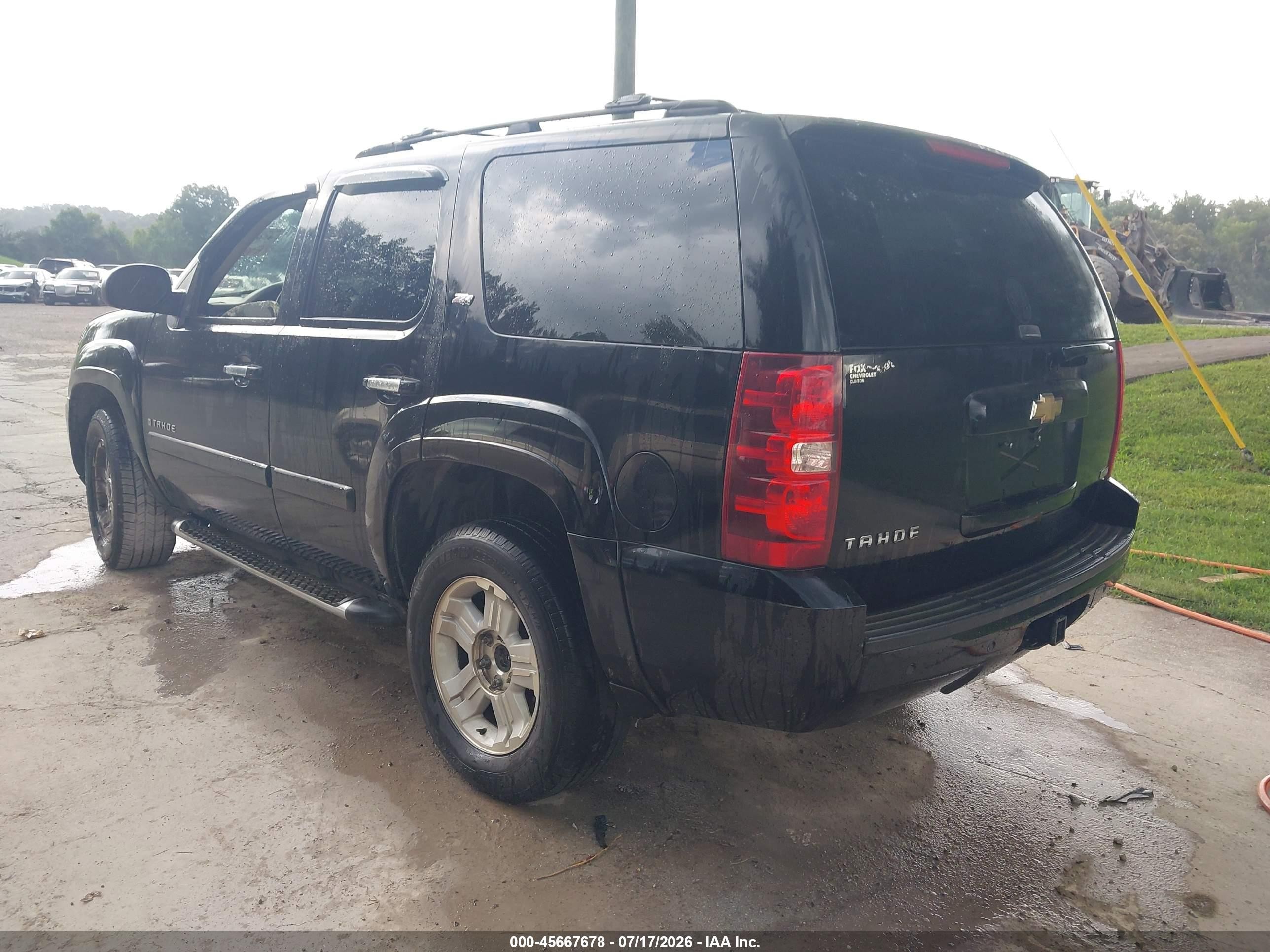 2007 Chevrolet Tahoe Lt Black vin: 1GNFK13047R299656