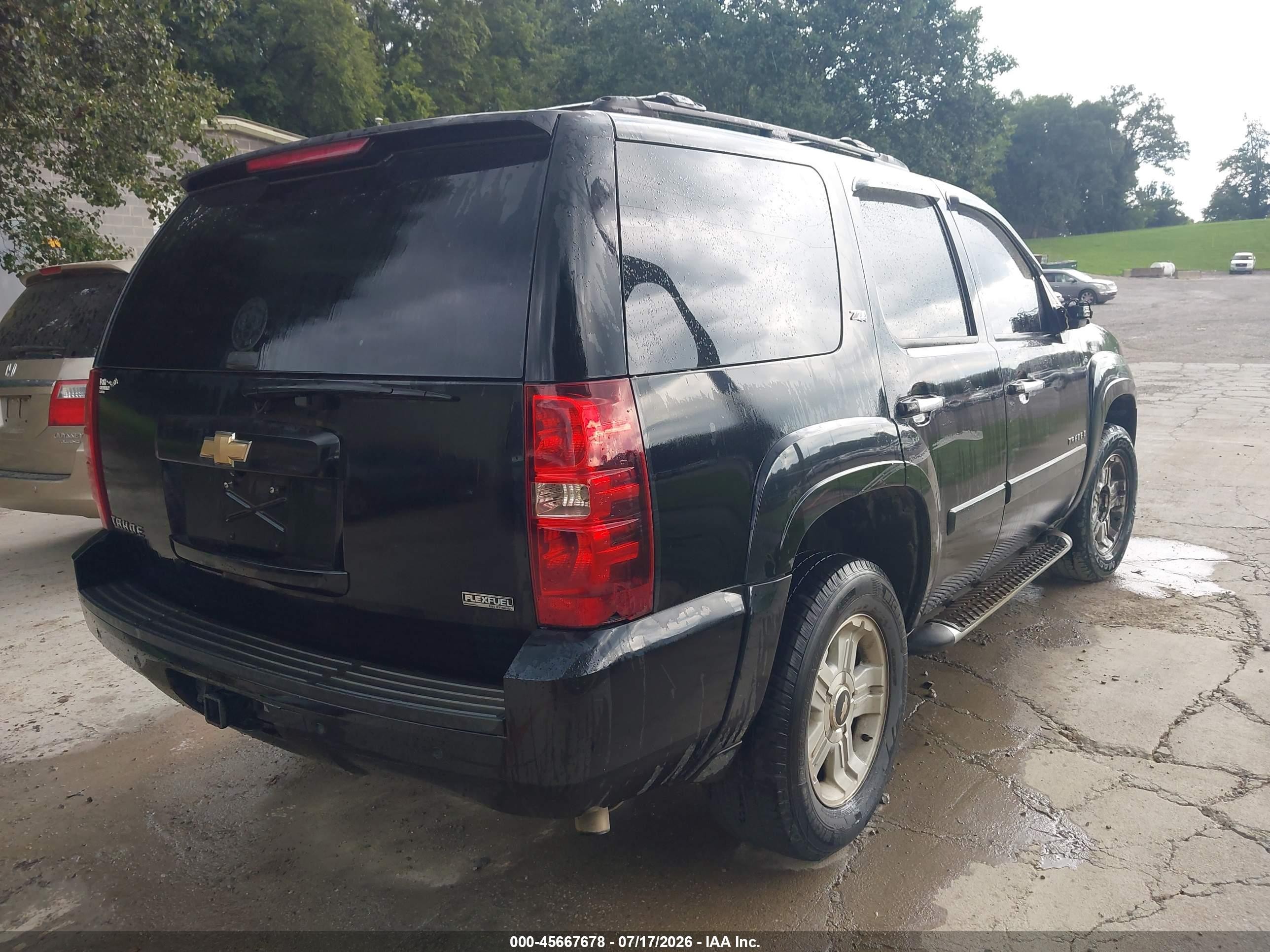 2007 Chevrolet Tahoe Lt Black vin: 1GNFK13047R299656