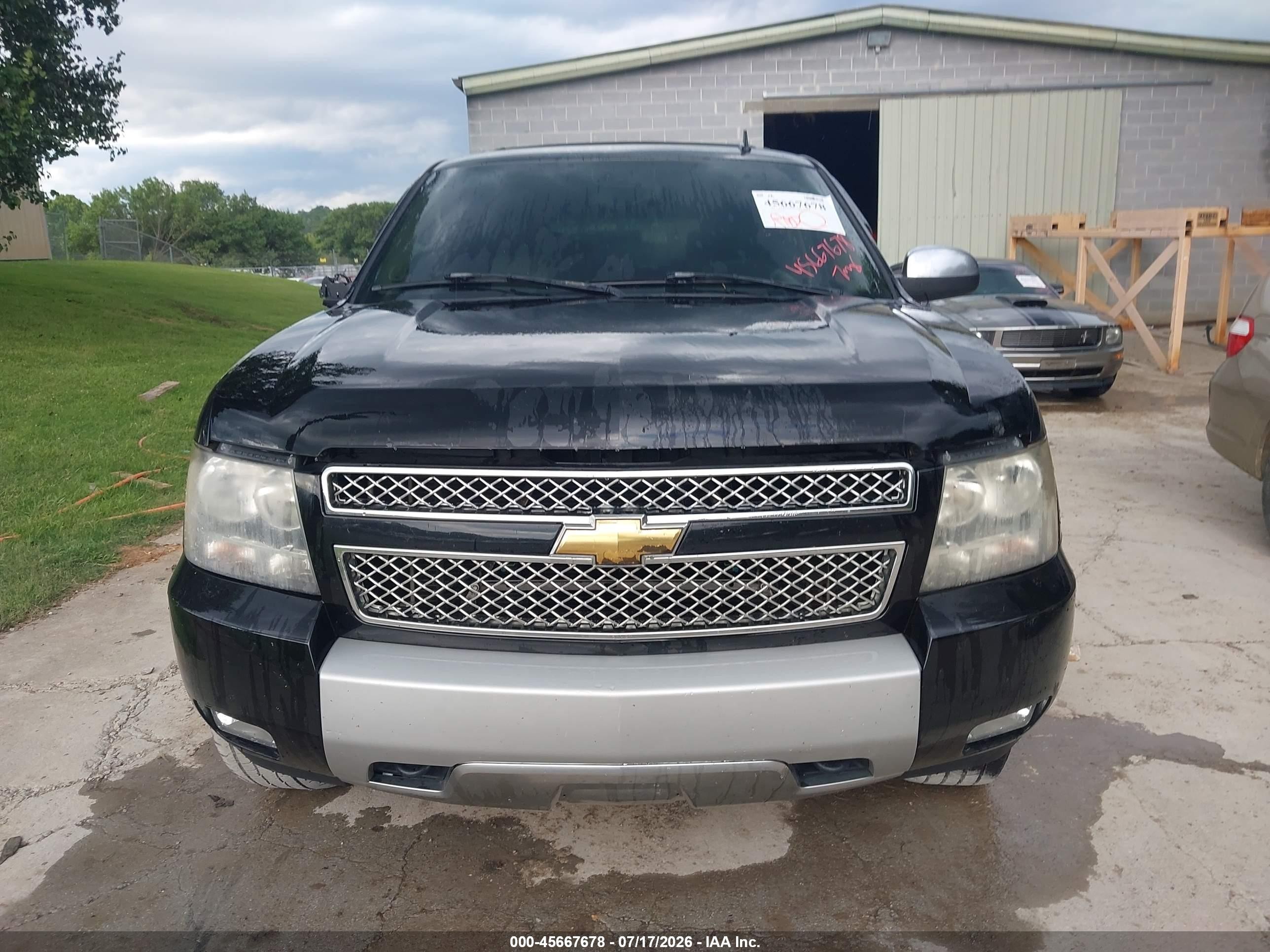 2007 Chevrolet Tahoe Lt Black vin: 1GNFK13047R299656