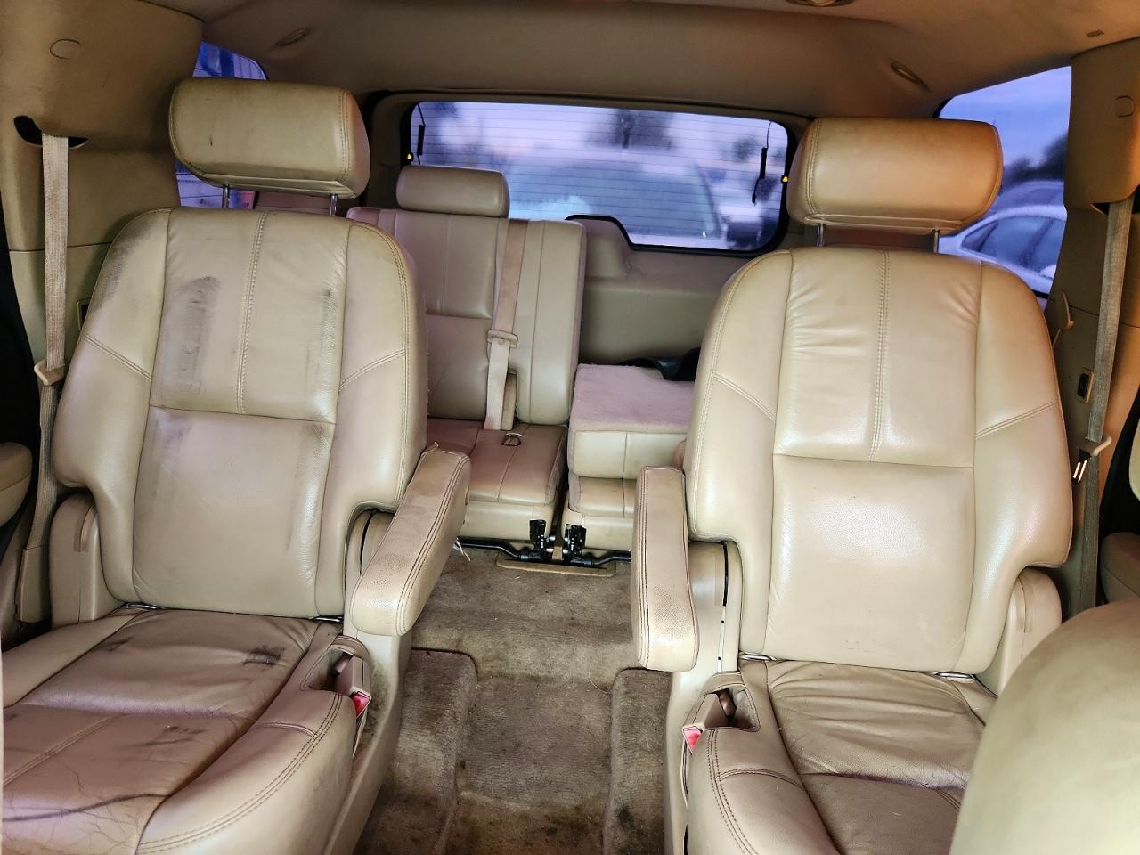 2007 Chevrolet Tahoe K1500 Beige vin: 1GNFK13057J290995