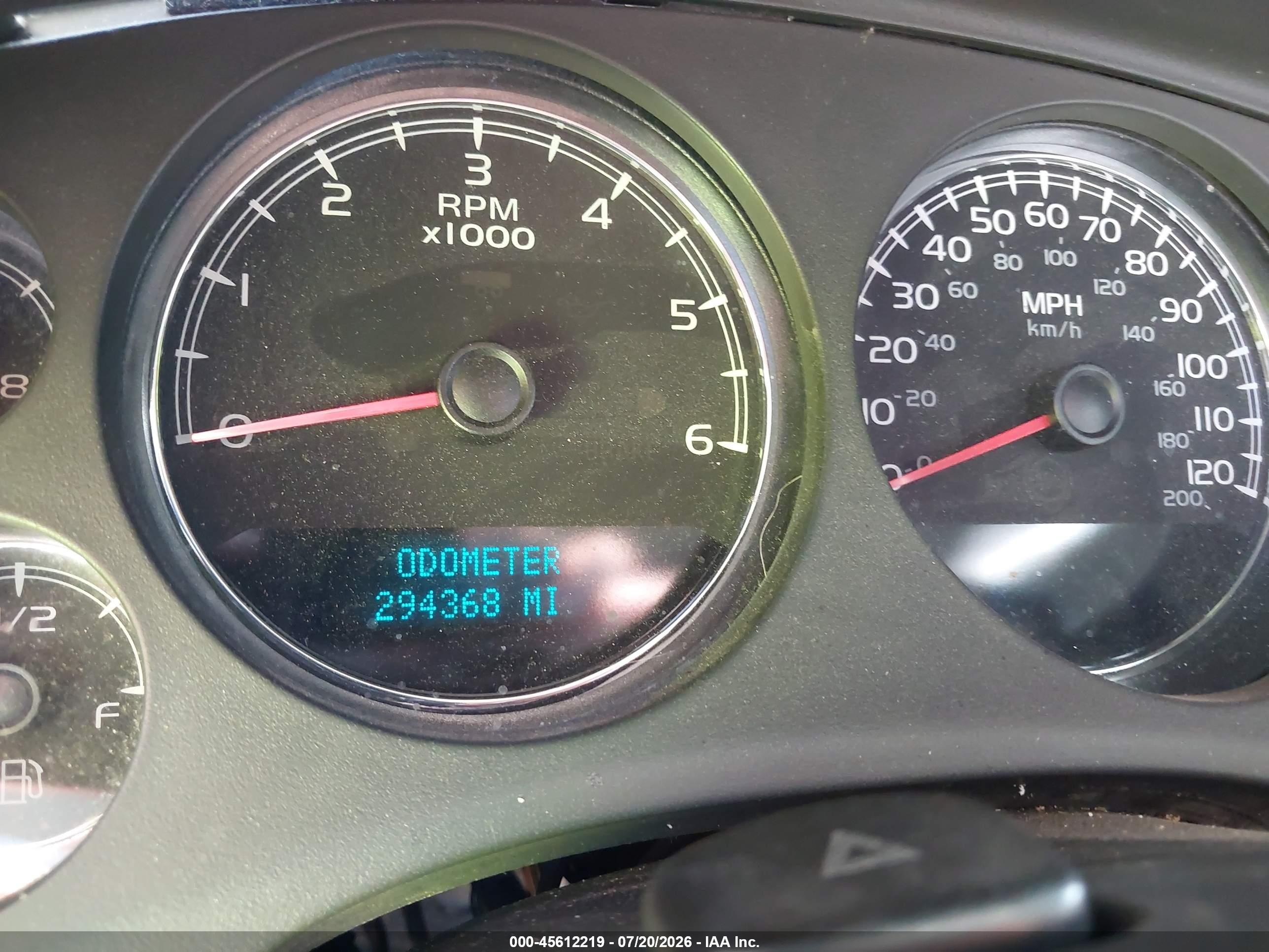 2007 Chevrolet Tahoe Lt Silver vin: 1GNFK13057R273681