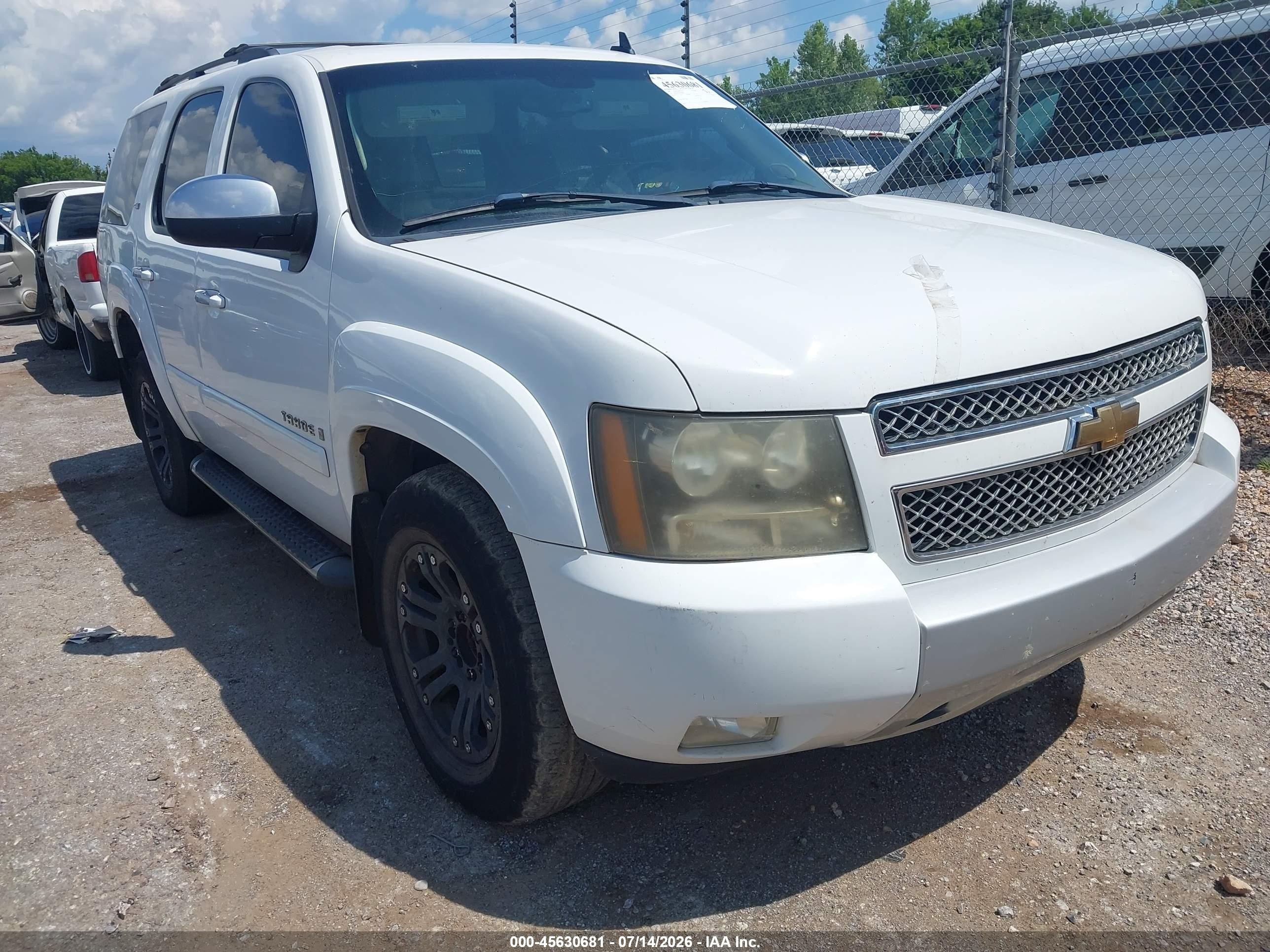 2007 Chevrolet Tahoe Lt White vin: 1GNFK13057R368905