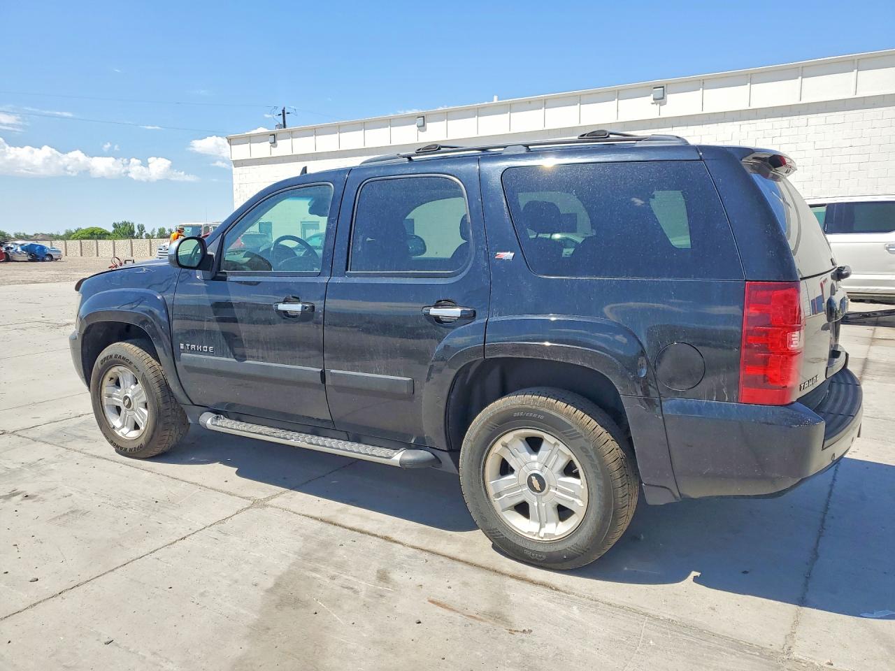 2007 Chevrolet Tahoe K1500 Black vin: 1GNFK13057R387311