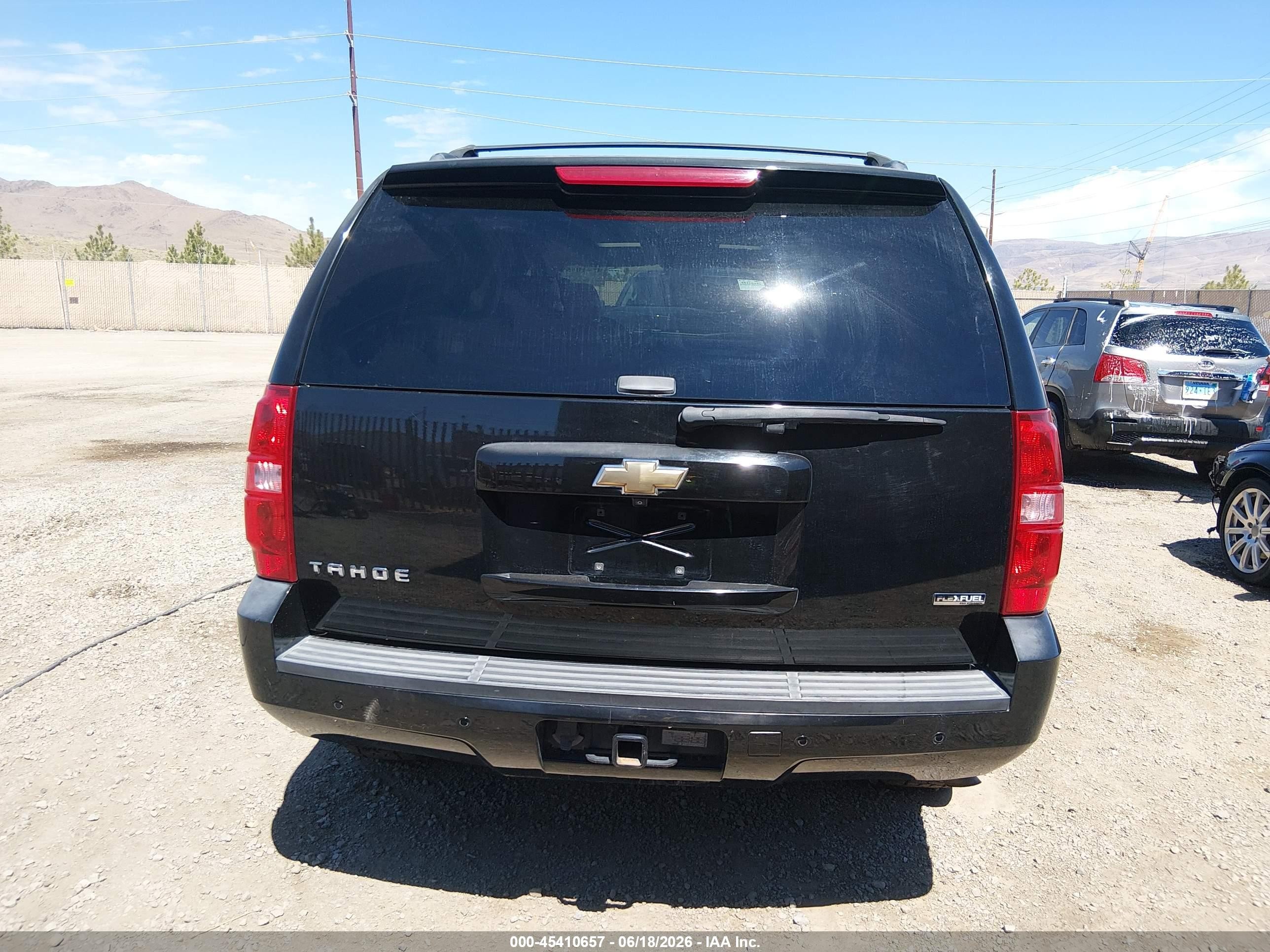 2007 Chevrolet Tahoe Lt Black vin: 1GNFK13057R428388