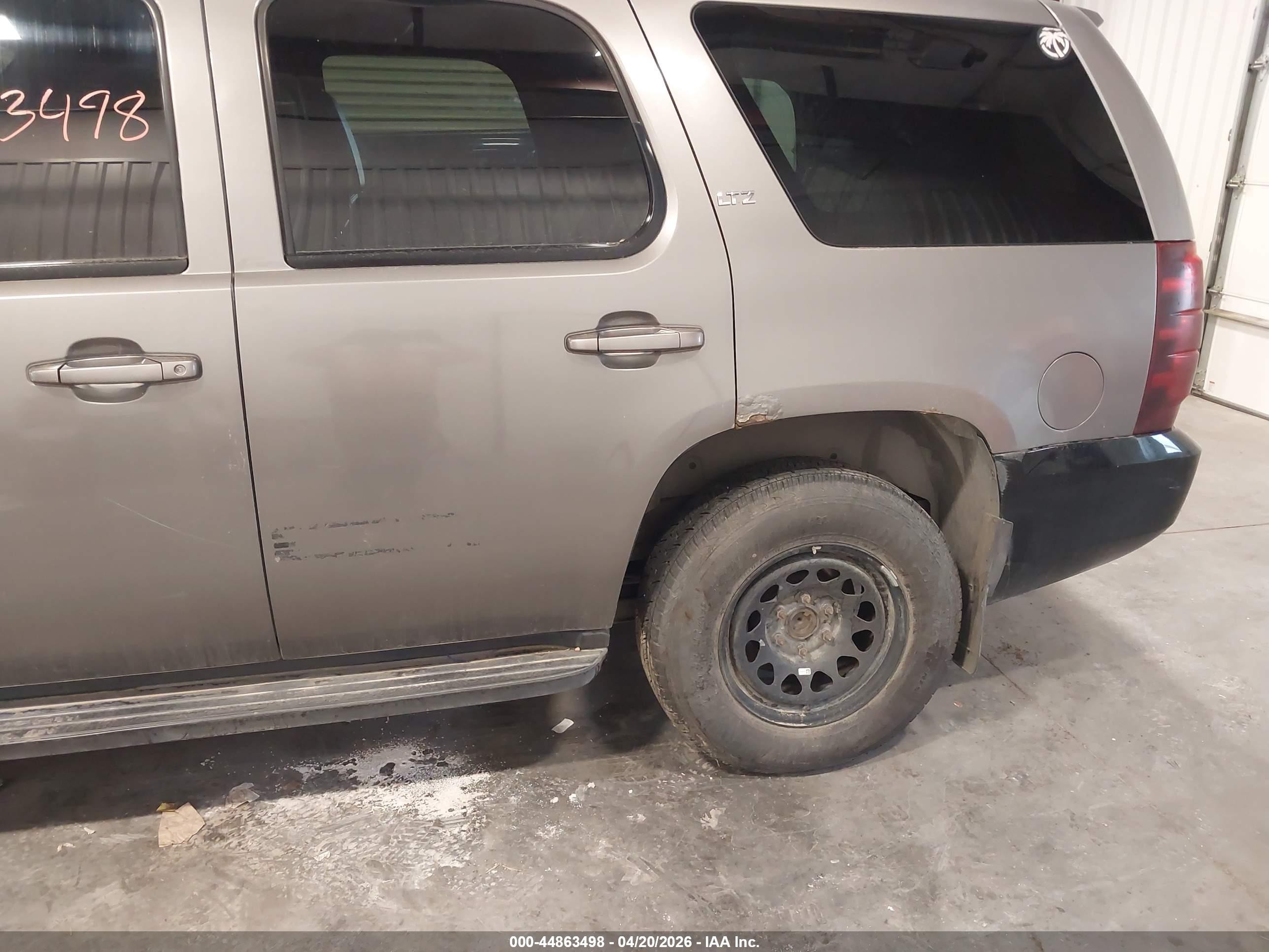 2007 Chevrolet Tahoe Ltz Серебряный vin: 1GNFK13067J196835