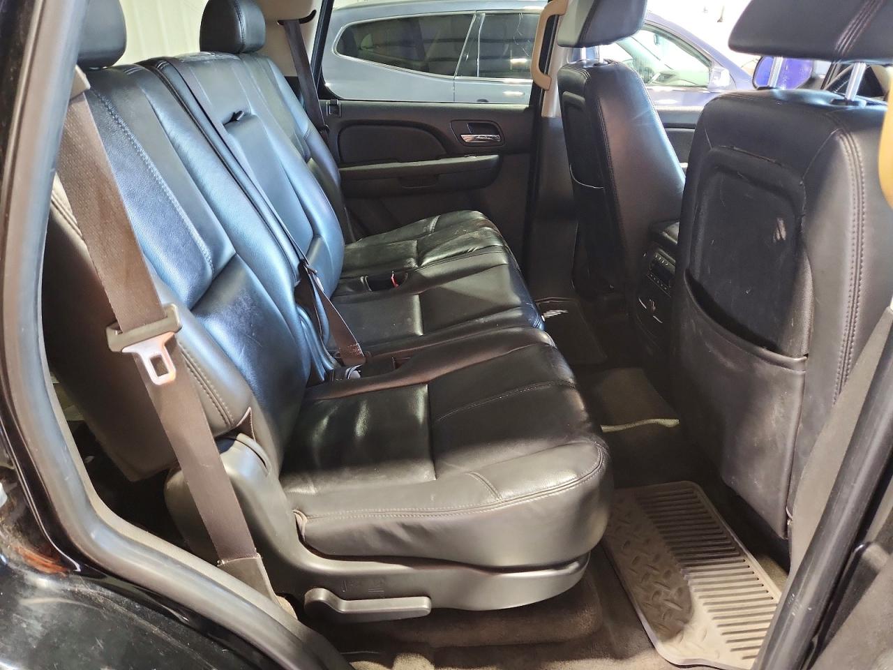 2007 Chevrolet Tahoe K1500 Black vin: 1GNFK13067R412104