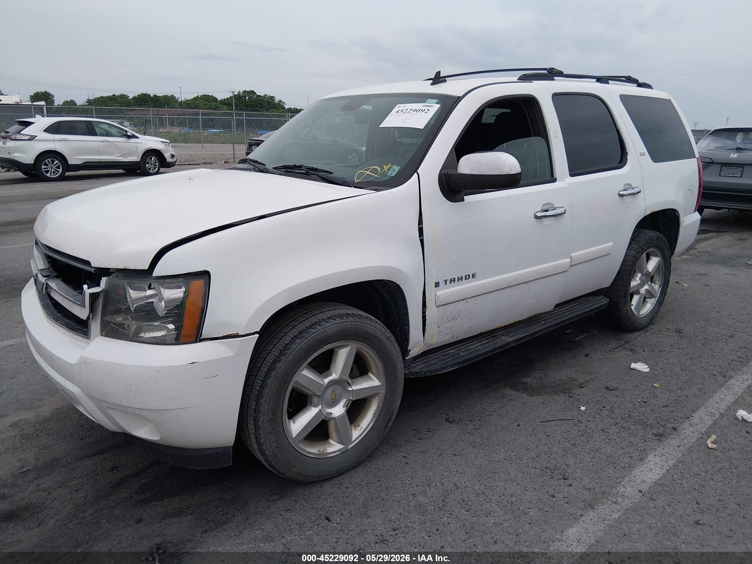 2008 Chevrolet Tahoe Ltz White vin: 1GNFK13068J200108