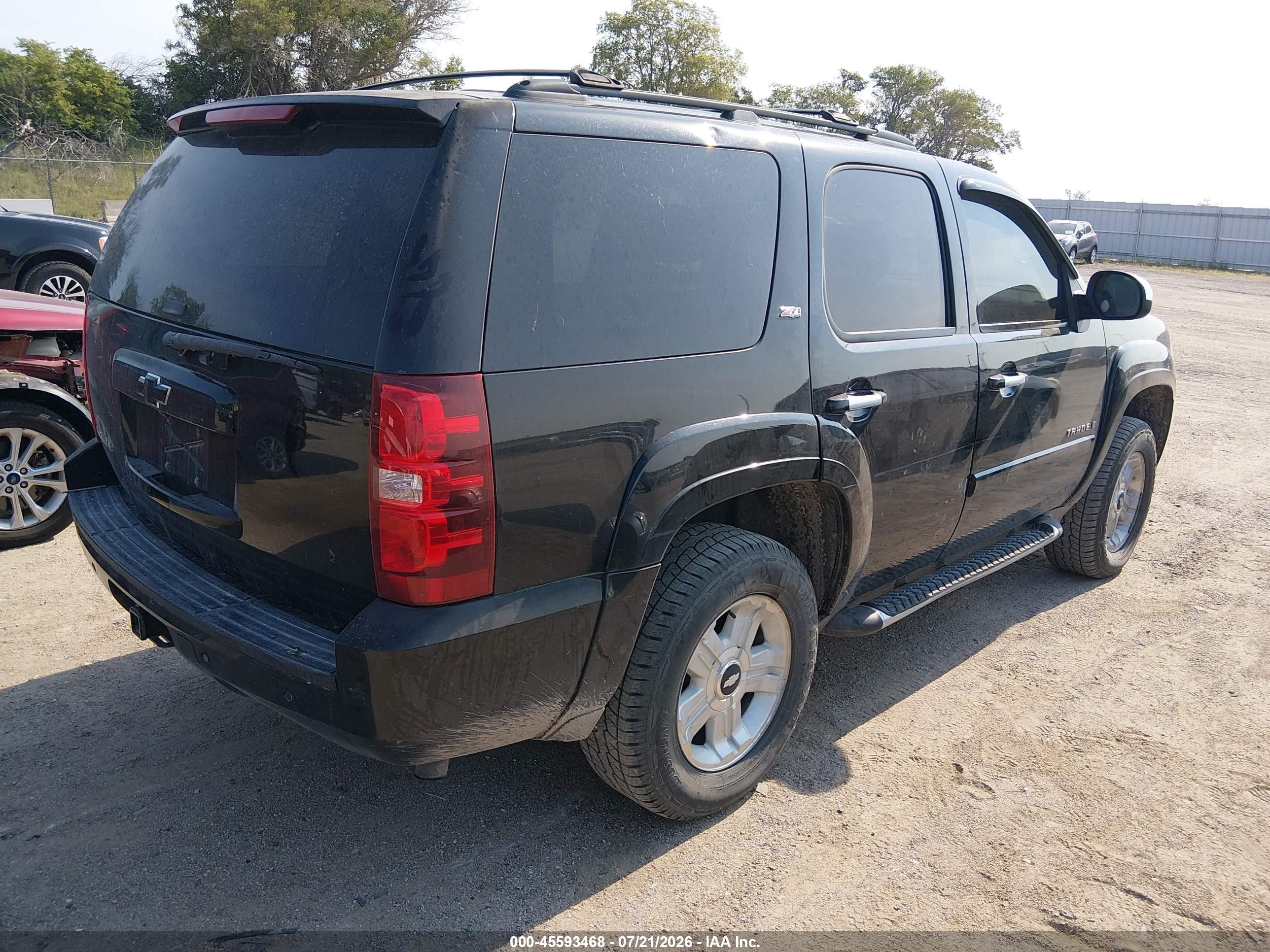2008 Chevrolet Tahoe Lt Black vin: 1GNFK13068R107218