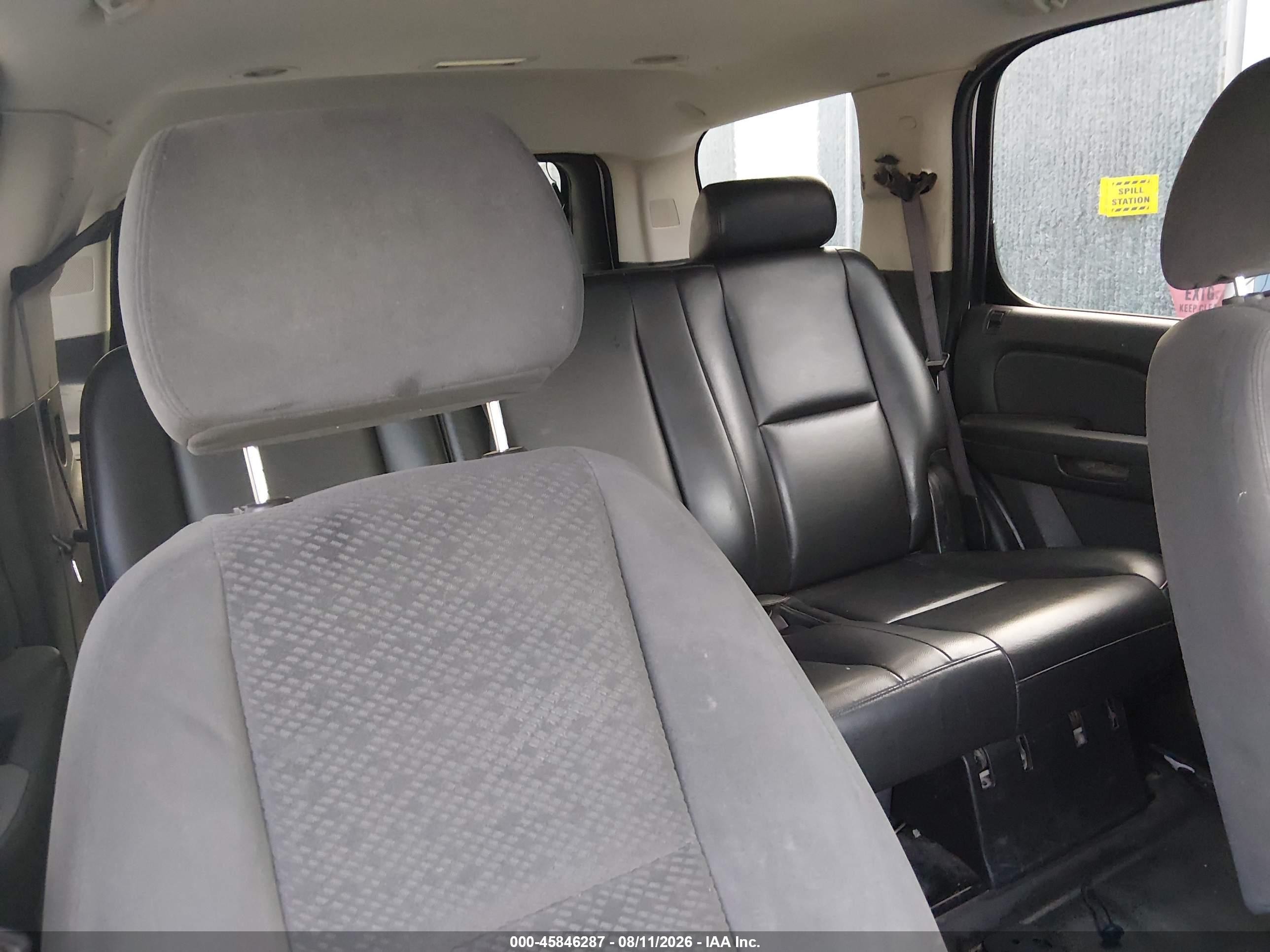 2008 Chevrolet Tahoe Commercial Fleet White vin: 1GNFK13068R261296