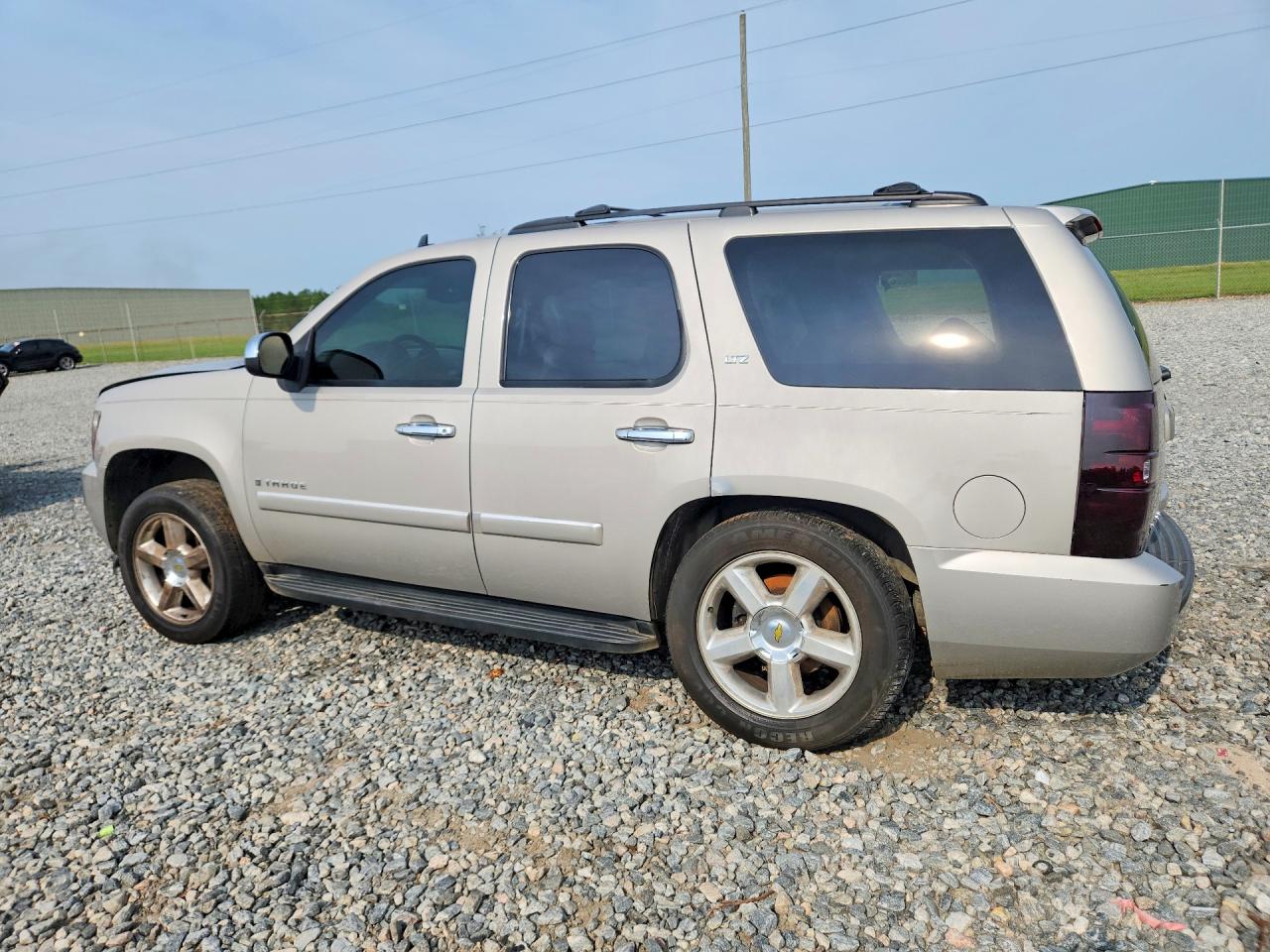 2007 Chevrolet Tahoe K1500 Серый vin: 1GNFK13077J388944