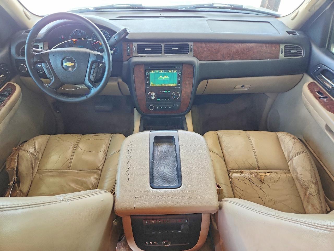 2007 Chevrolet Tahoe K1500 White vin: 1GNFK13087J101403