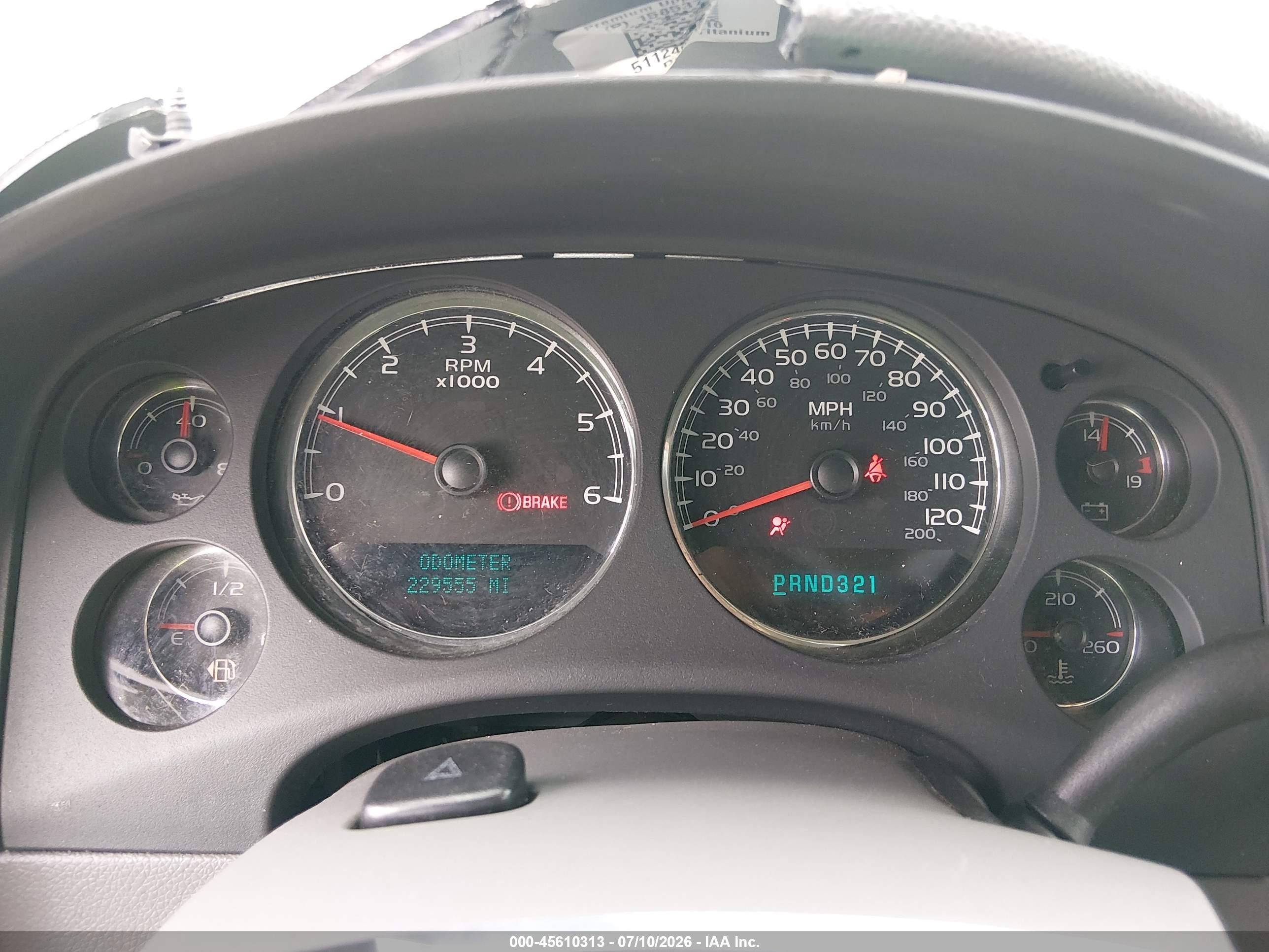 2007 Chevrolet Tahoe Lt Silver vin: 1GNFK13087R189368