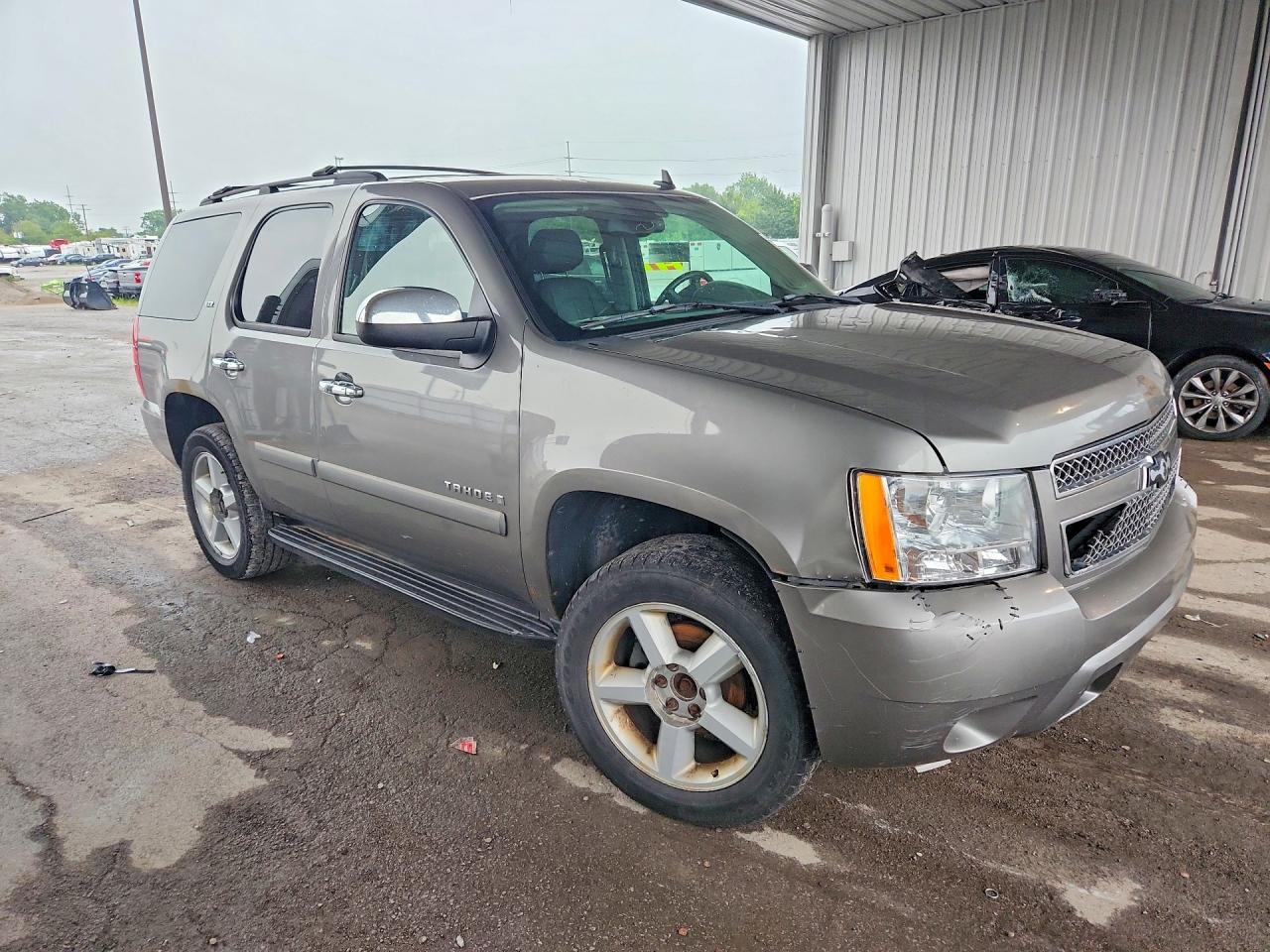 2008 Chevrolet Tahoe K1500 Желто-коричневый vin: 1GNFK13088J167550