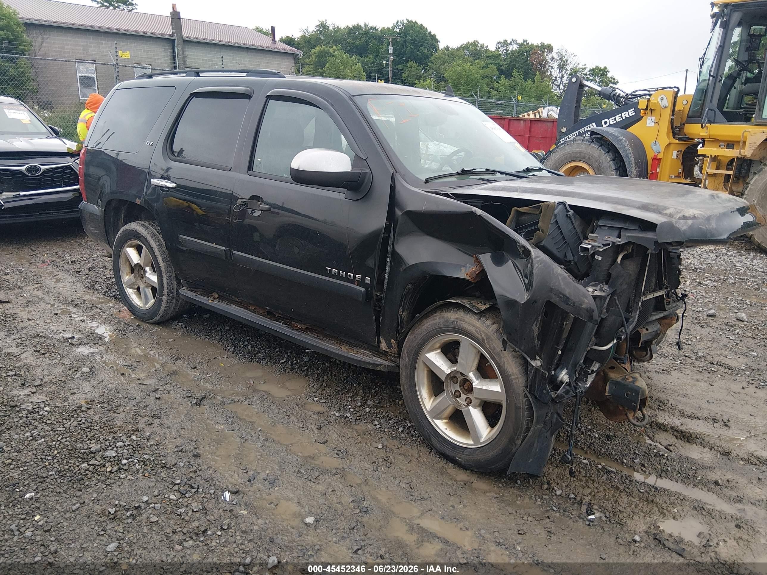 2008 Chevrolet Tahoe Ltz Black vin: 1GNFK13088R139331