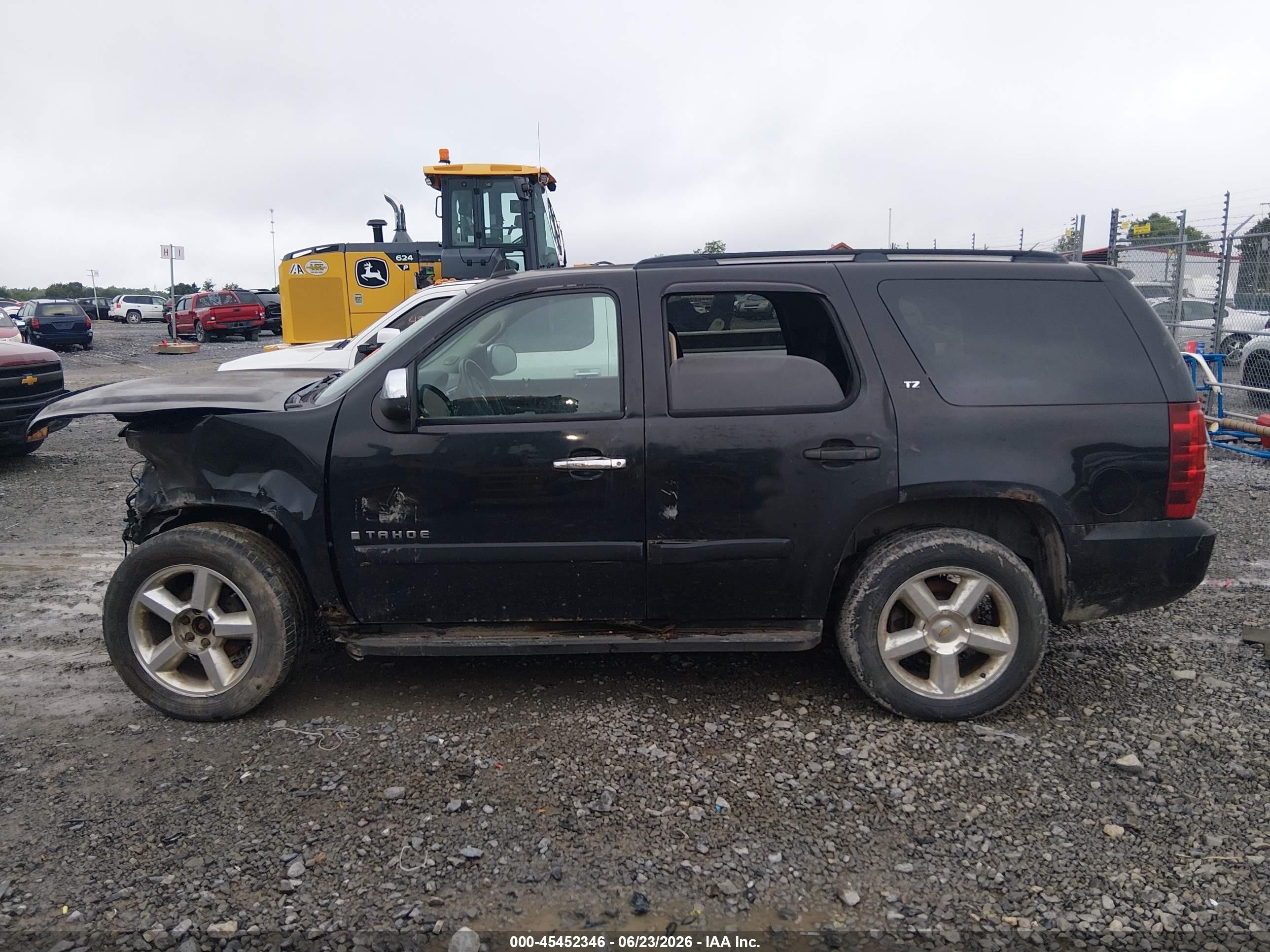 2008 Chevrolet Tahoe Ltz Black vin: 1GNFK13088R139331