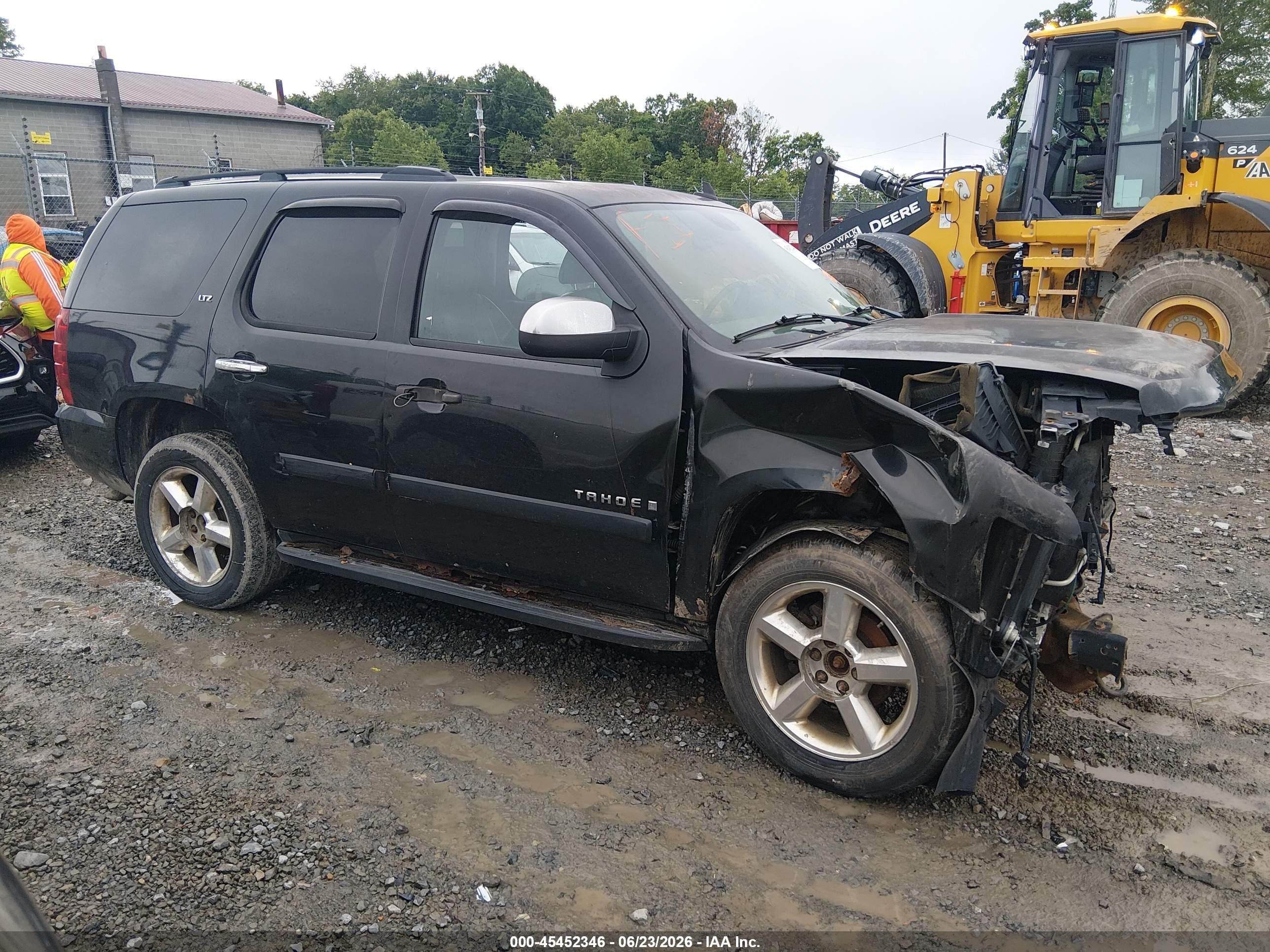 2008 Chevrolet Tahoe Ltz Black vin: 1GNFK13088R139331