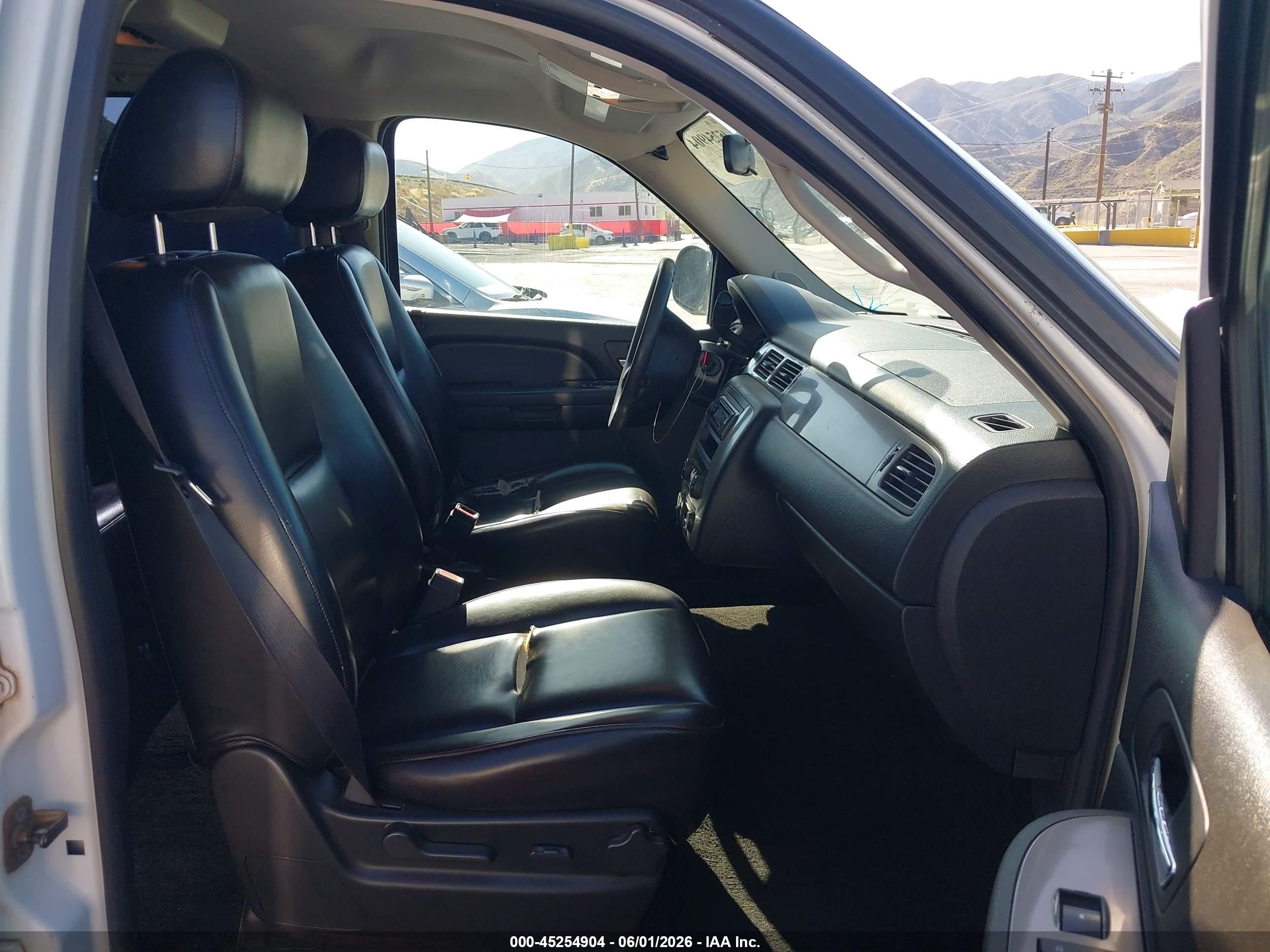 2009 Chevrolet Tahoe Commercial Fleet White vin: 1GNFK13089R259504