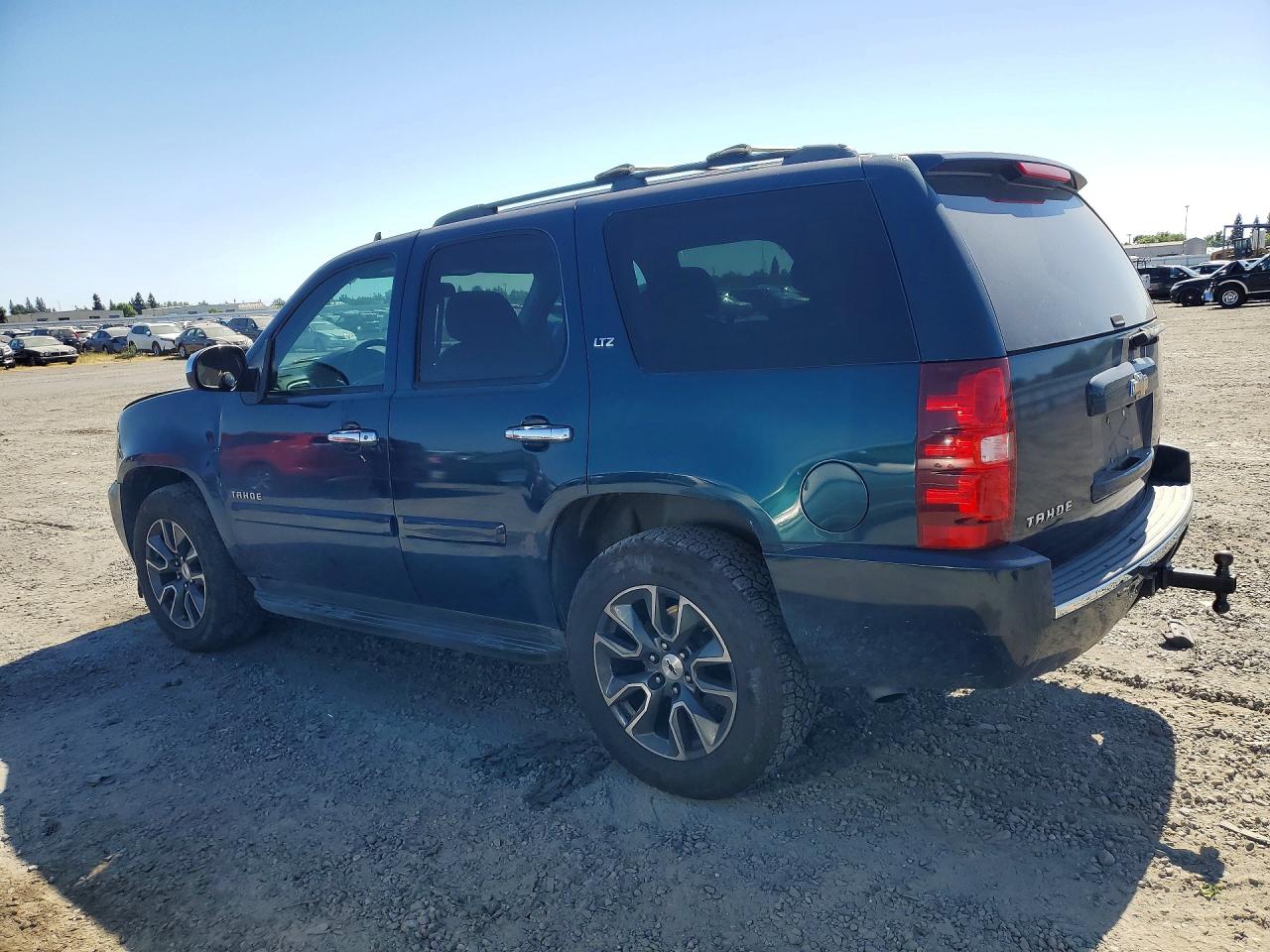 2007 Chevrolet Tahoe K1500 Teal vin: 1GNFK13097R394407