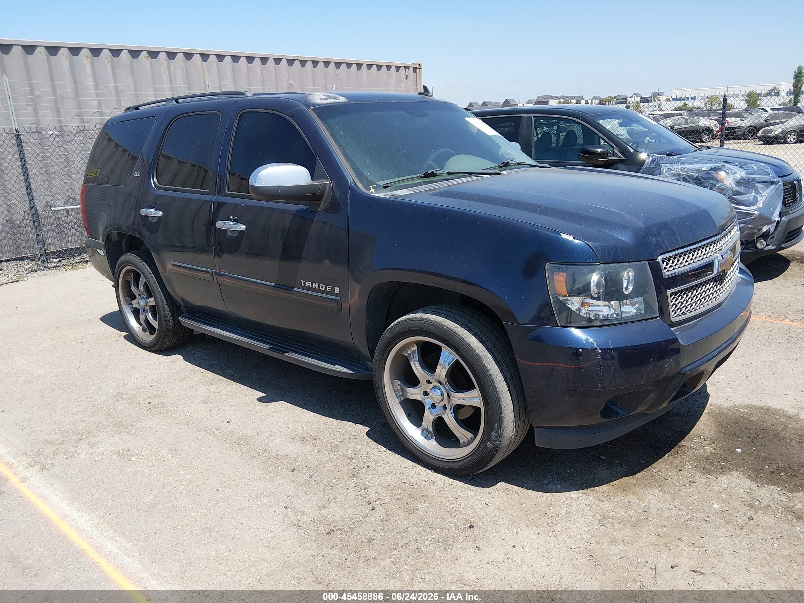 2008 Chevrolet Tahoe Ltz Dark Blue vin: 1GNFK13098J227531