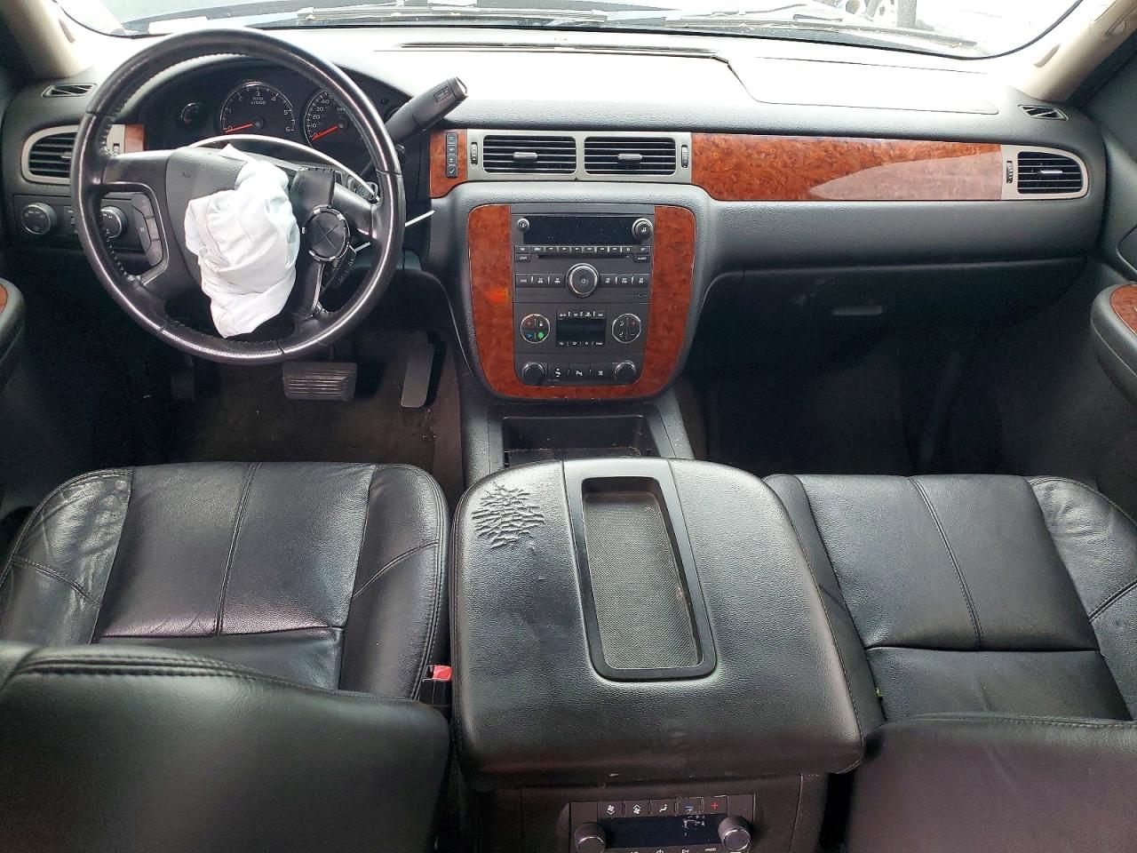 2008 Chevrolet Tahoe K1500 Black vin: 1GNFK13098R274639