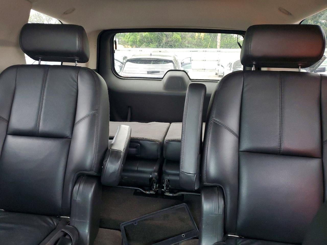 2008 Chevrolet Tahoe K1500 Black vin: 1GNFK13098R274639