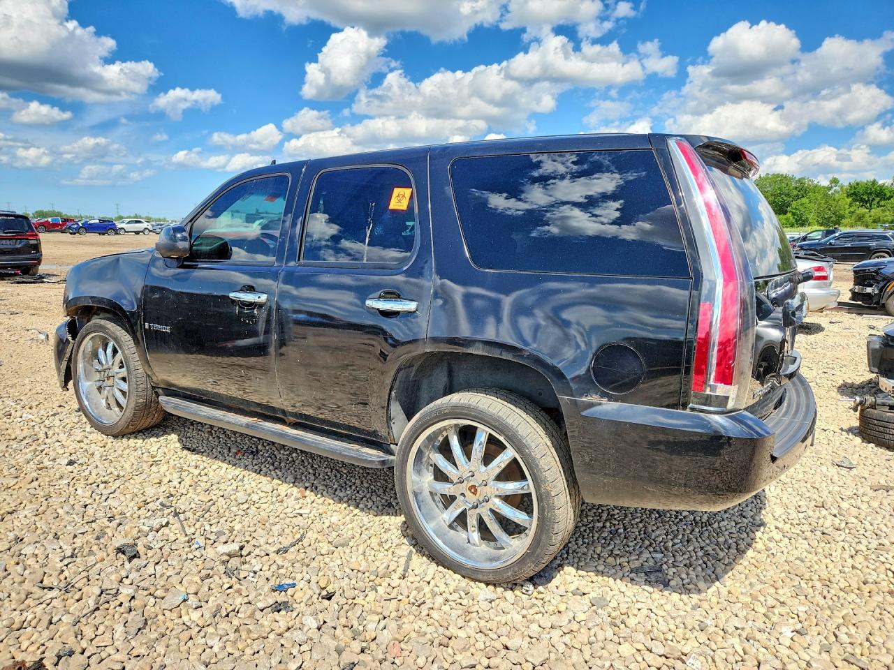 2007 Chevrolet Tahoe K1500 Black vin: 1GNFK130X7R104840